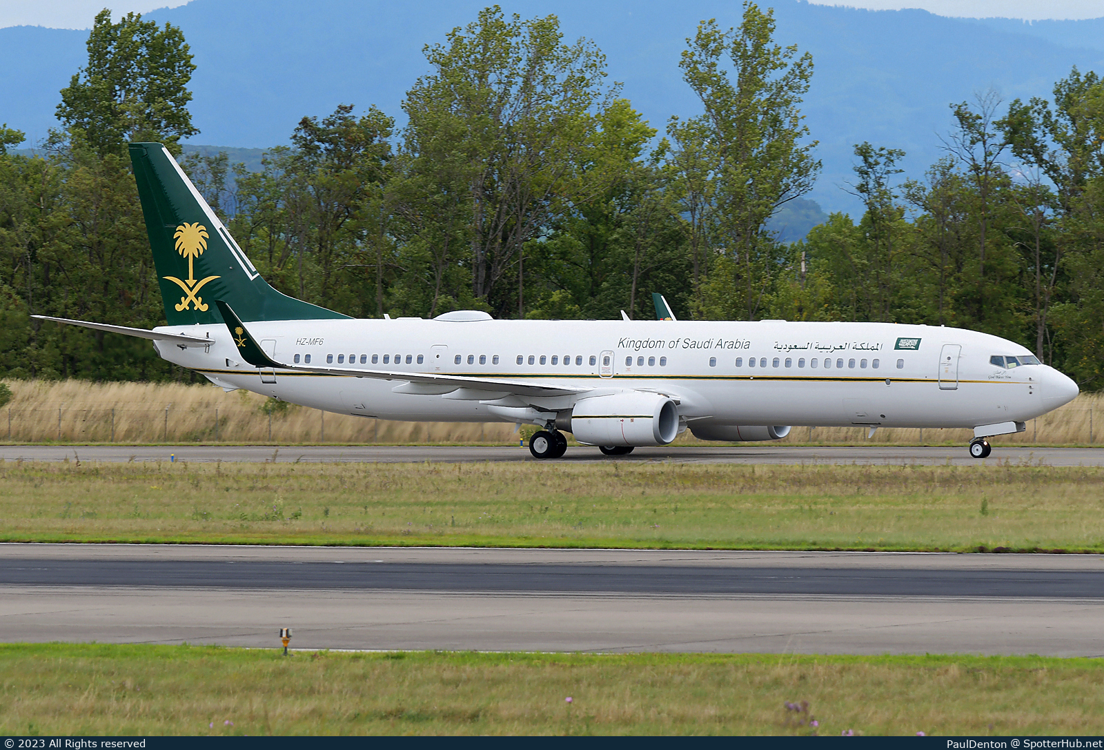 Photo of HZ-MF6 - Boeing 737-9FG(ER)(BBJ3) operated by Saudi Ministry of Finance and Economy