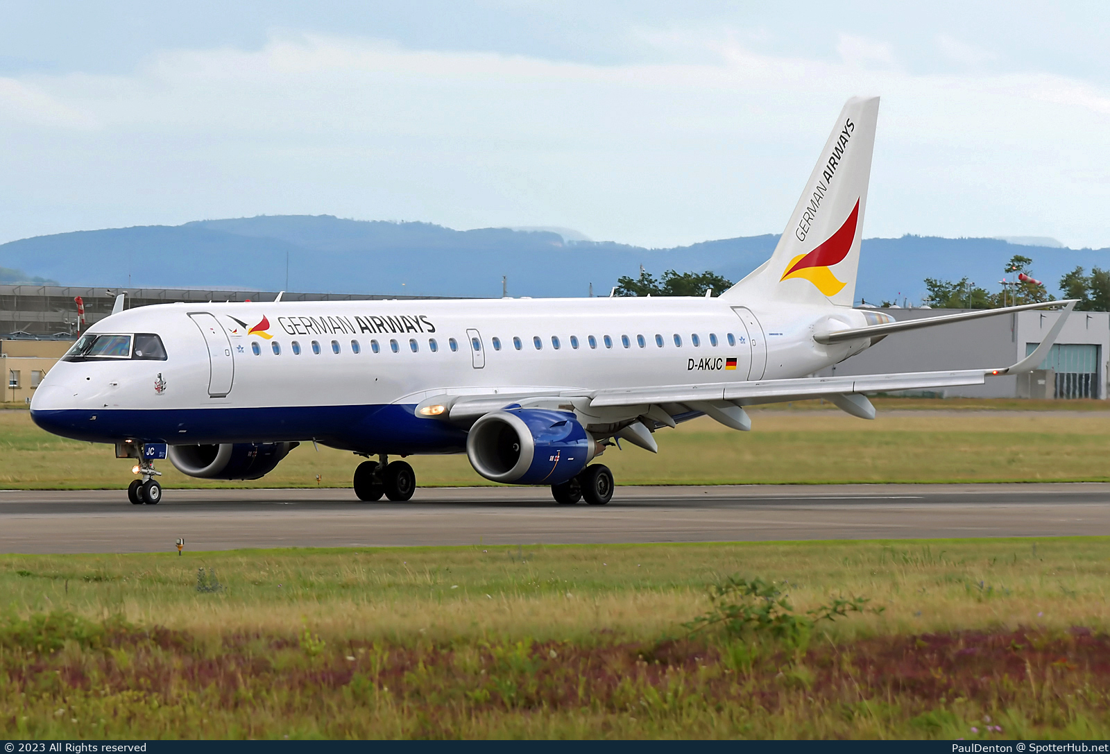 Photo of D-AKJC - Embraer ERJ-190SR operated by German Airways