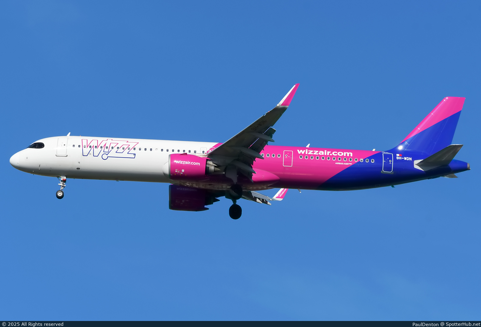 Photo of 9H-WDN - Airbus A321-271NX operated by Wizz Air Malta