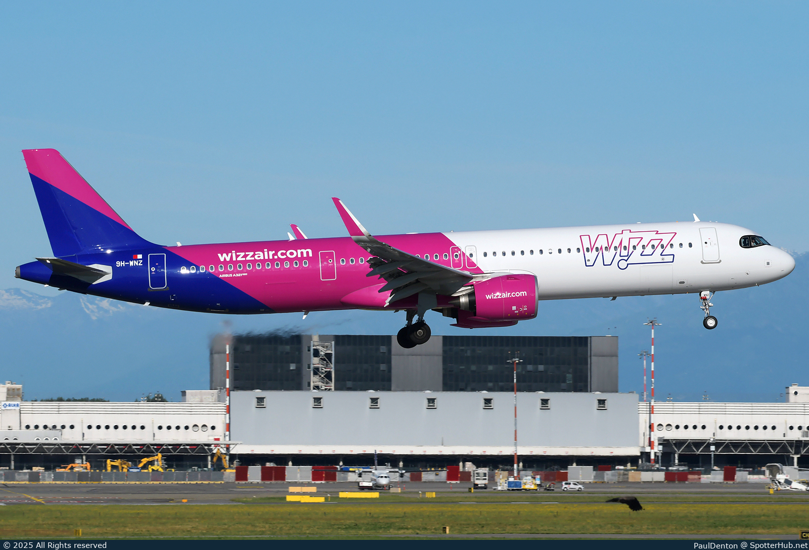 Photo of 9H-WNZ - Airbus A321-271NX operated by Wizz Air Malta