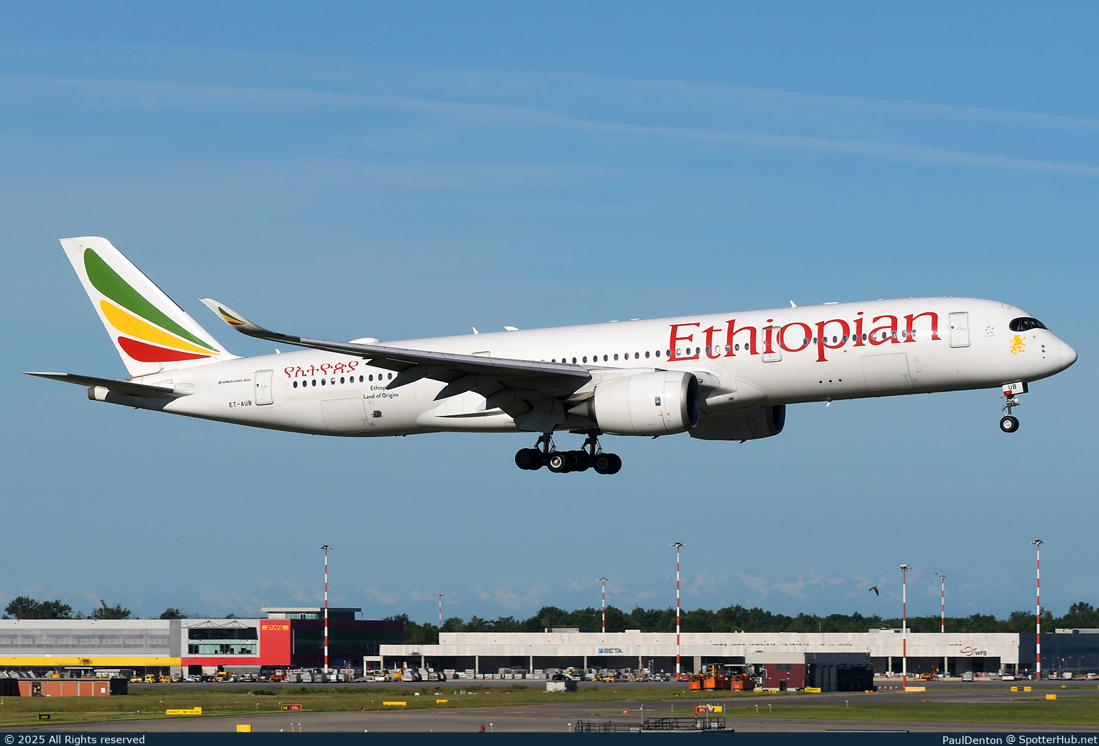 Photo of ET-AUB - Airbus A350-941 operated by Ethiopian Airlines