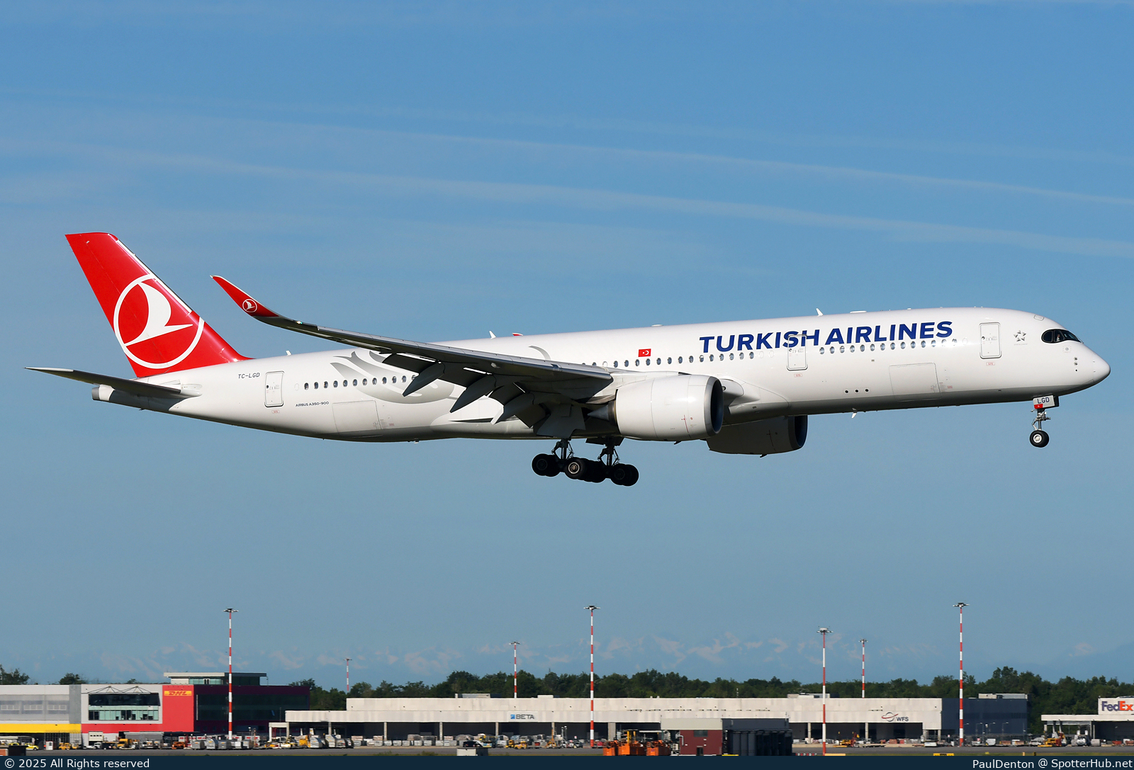 Photo of TC-LGD - Airbus A350-941 operated by Turkish Airlines