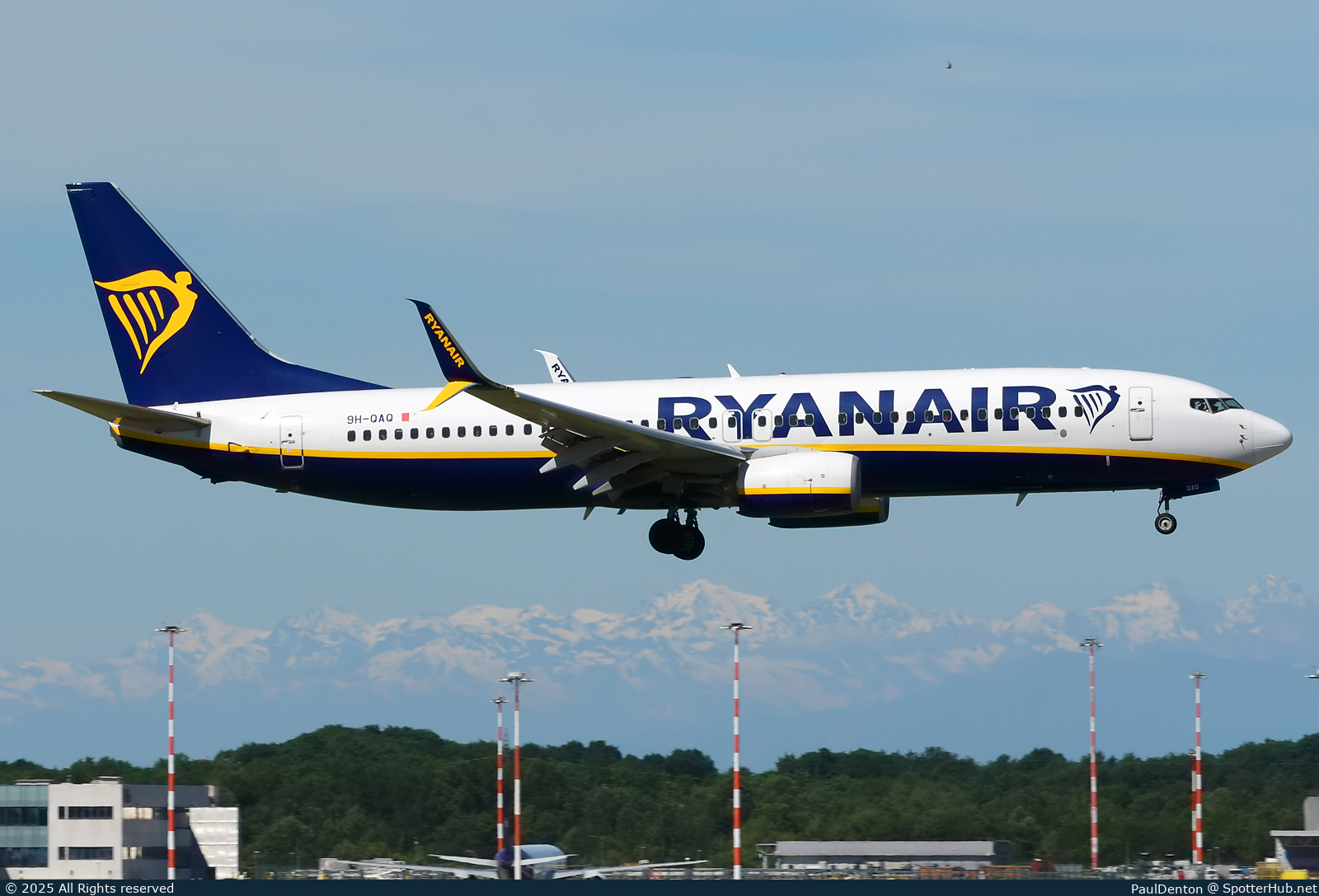 Photo of 9H-QAQ - Boeing 737-8AS operated by Ryanair (opb Malta Air)