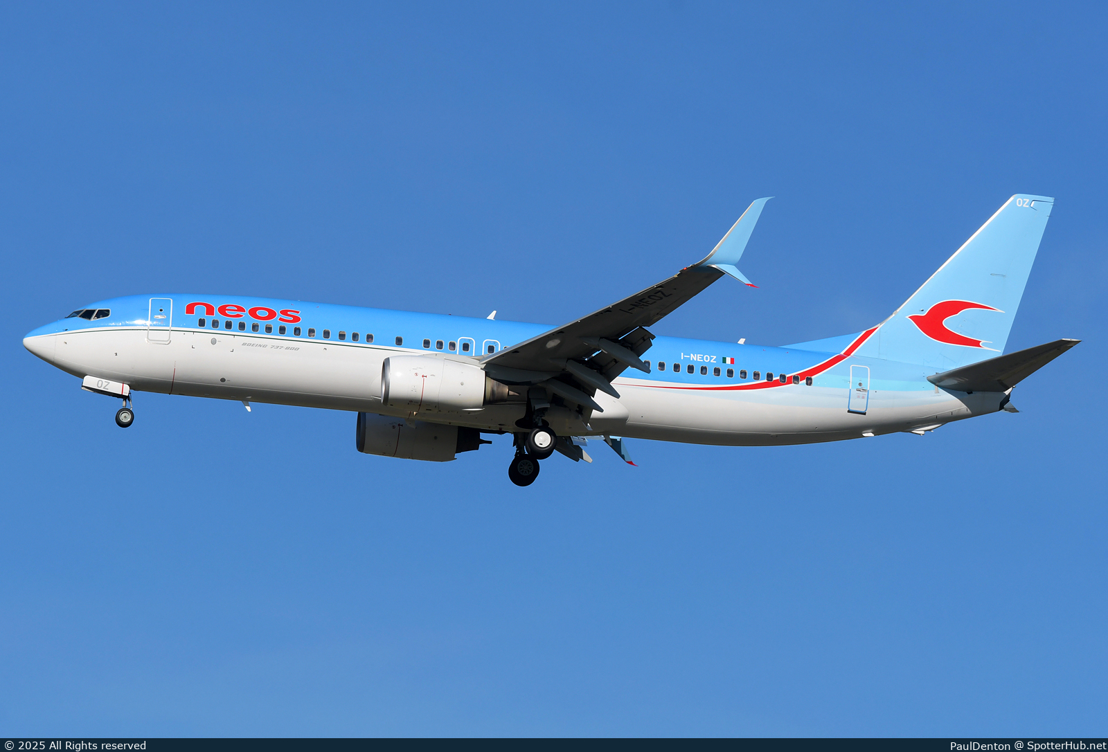 Photo of I-NEOZ - Boeing 737-86N operated by Neos