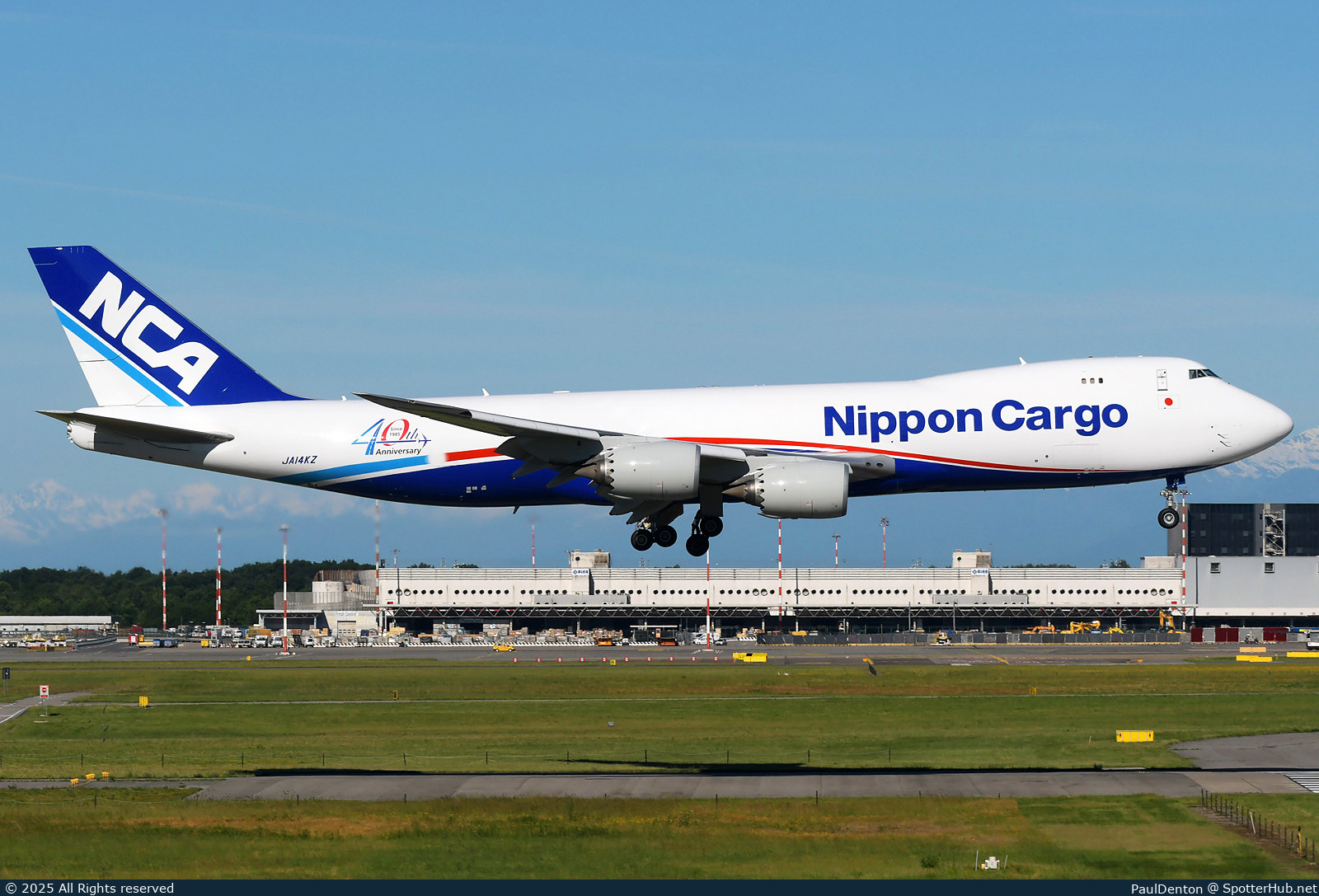 Photo of JA14KZ - Boeing 747-8KZF operated by Nippon Cargo Airlines