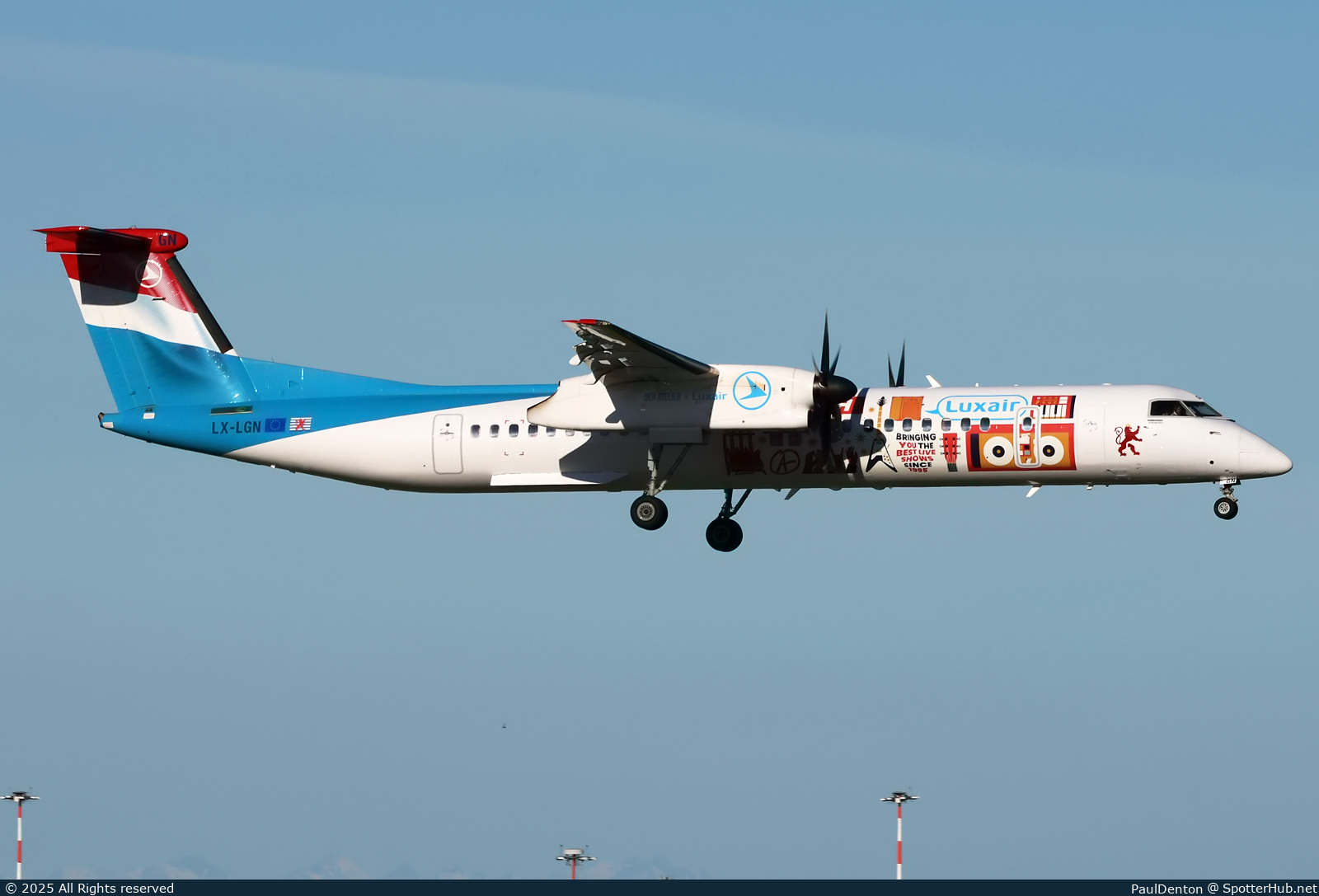 Photo of LX-LGN - Bombardier DHC-8-402 Dash 8 Q400 operated by Luxair