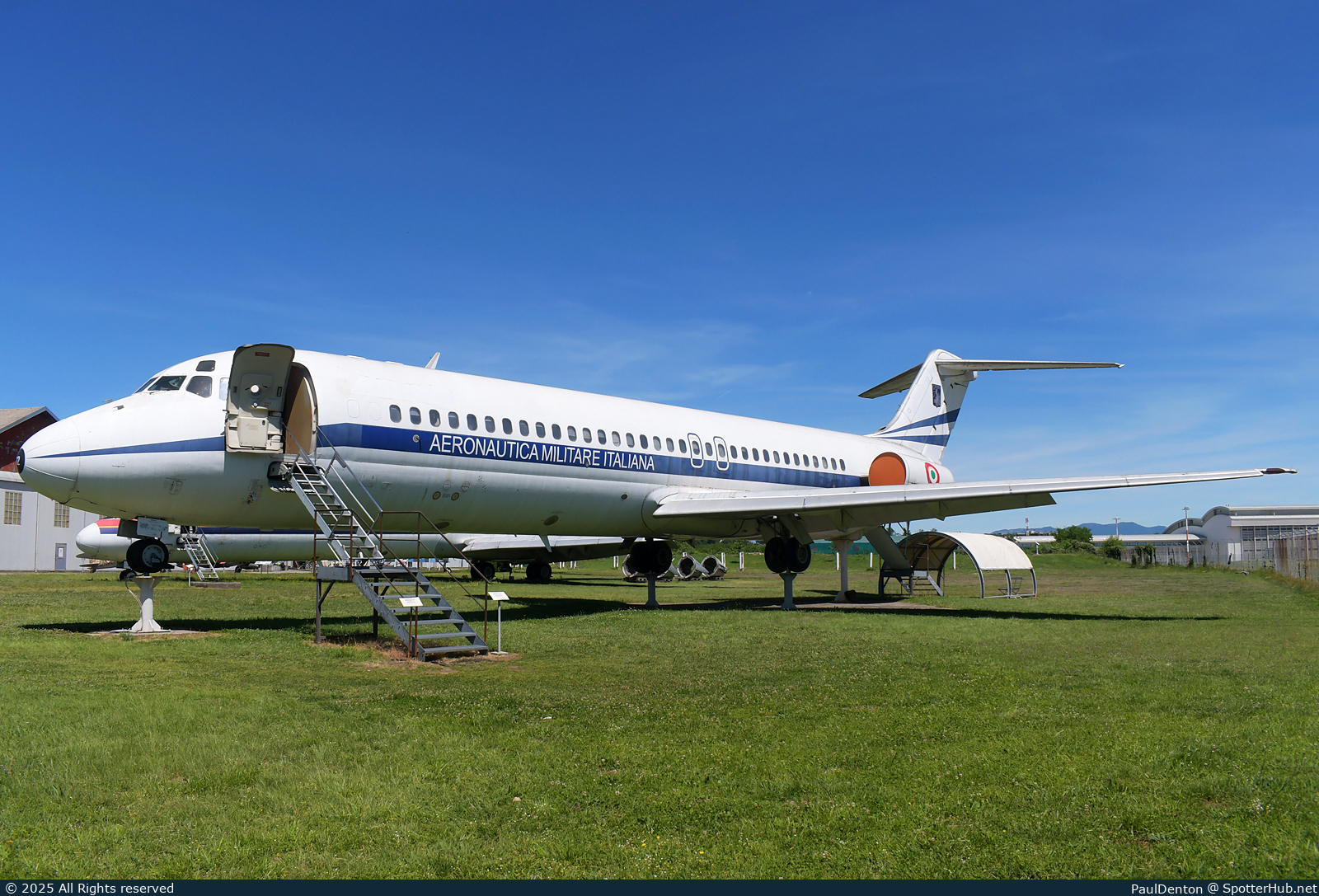 Photo of MM62012 - McDonnell Douglas DC-9-32 operated by Italian Air Force