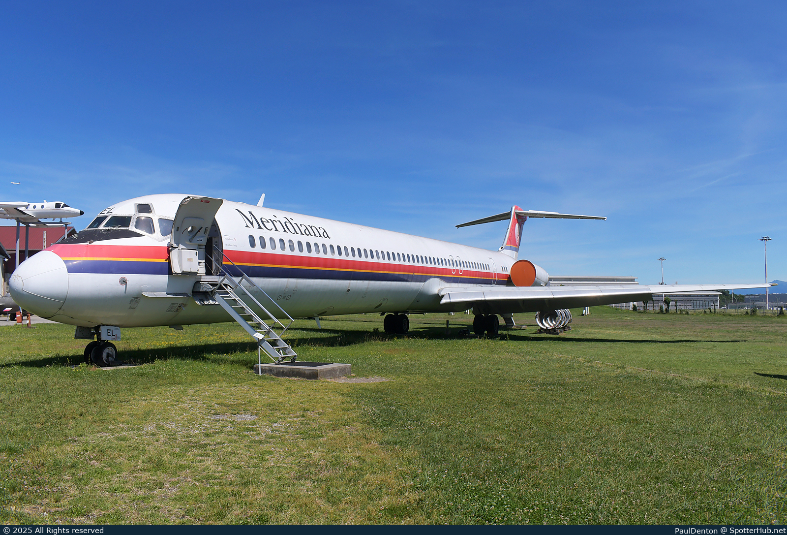 Photo of I-SMEL - McDonnell Douglas MD-82 operated by Meridiana