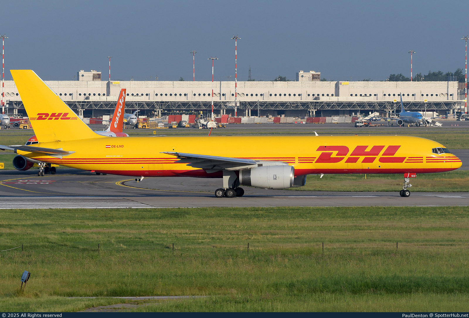 Photo of OE-LND - Boeing 757-23N(PCF) operated by DHL Air Austria