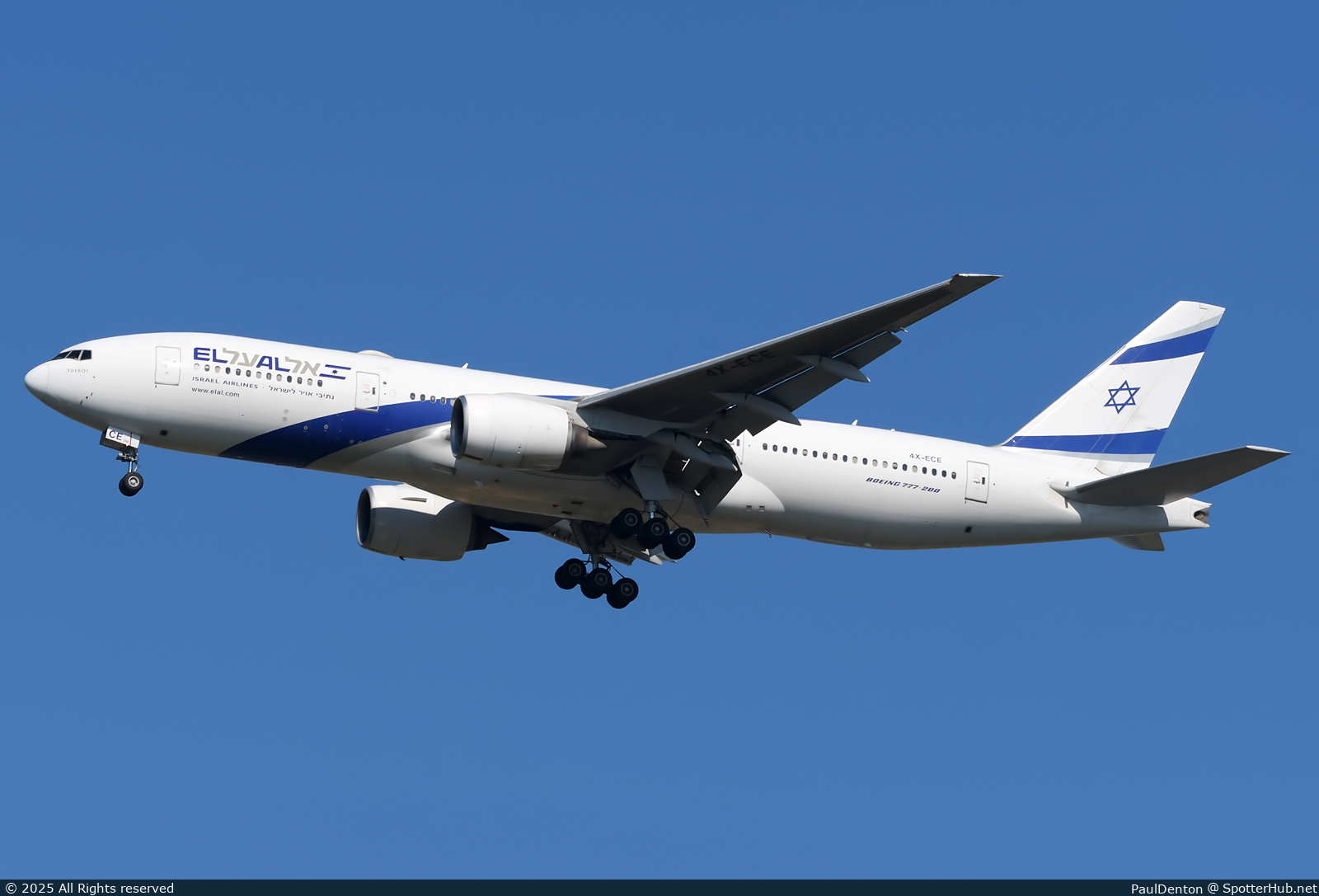 Photo of 4X-ECE - Boeing 777-258(ER) operated by El Al Israel Airlines