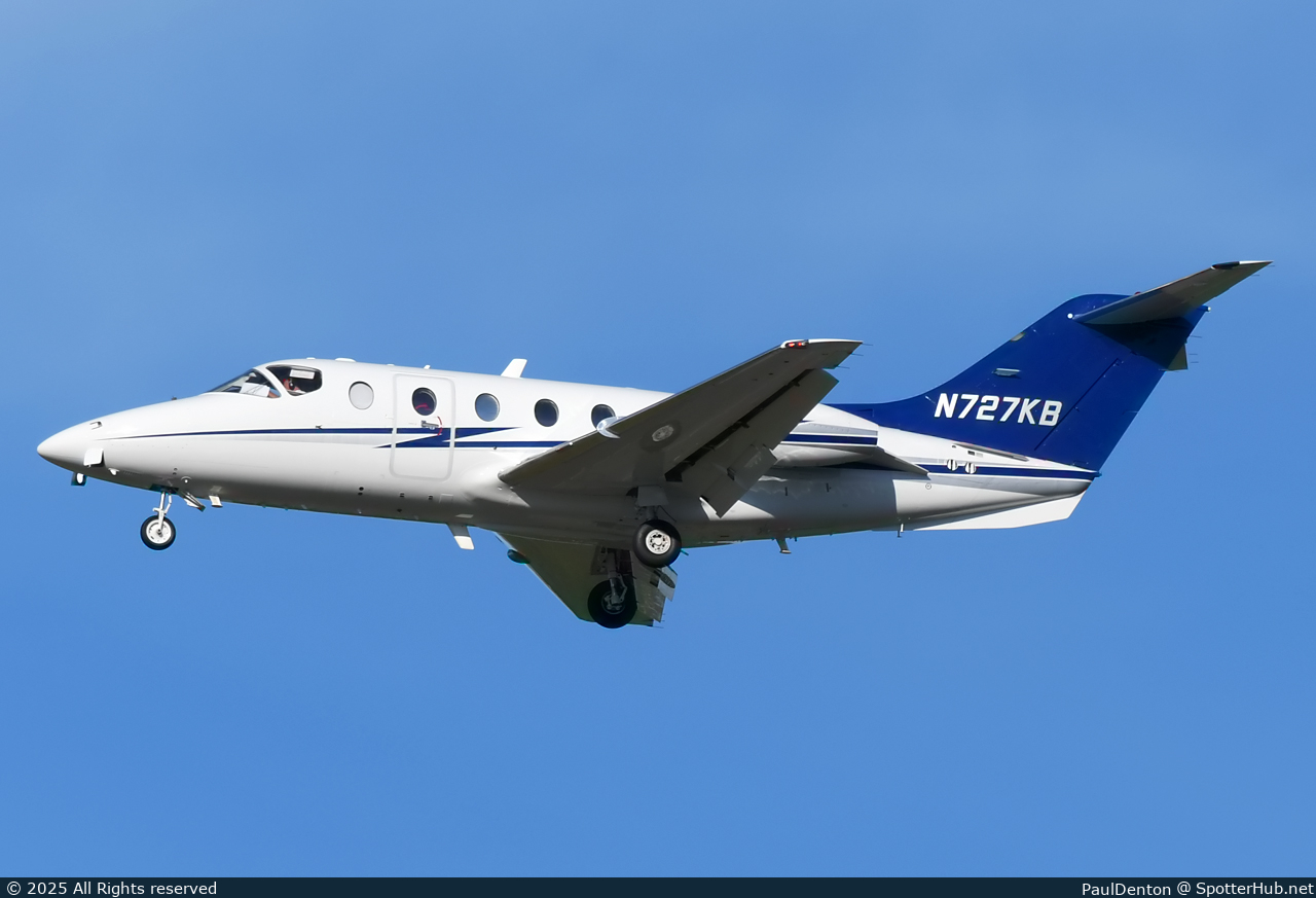 Photo of N727KB - Hawker Beechcraft 400A operated by Private