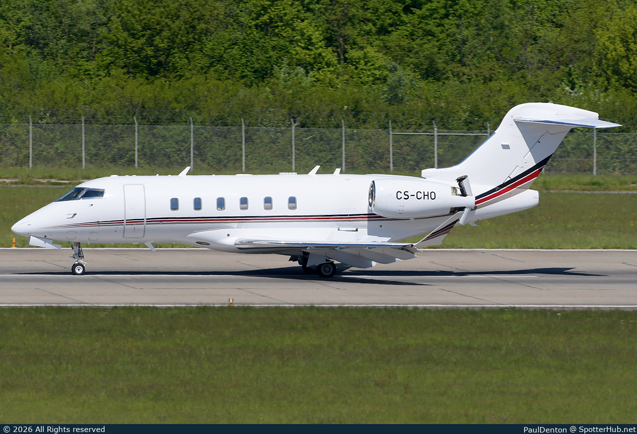 Photo of CS-CHO - Bombardier Challenger 350 operated by NetJets Europe