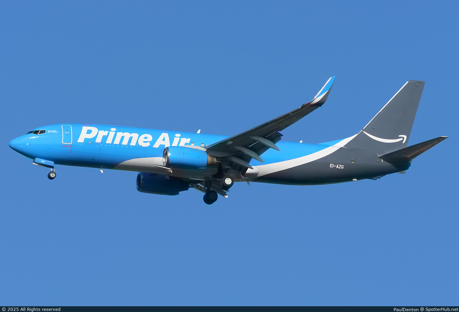 Photo of EI-AZG - Boeing 737-86Q(SF) operated by Amazon Prime Air (opb ASL Airlines Ireland)