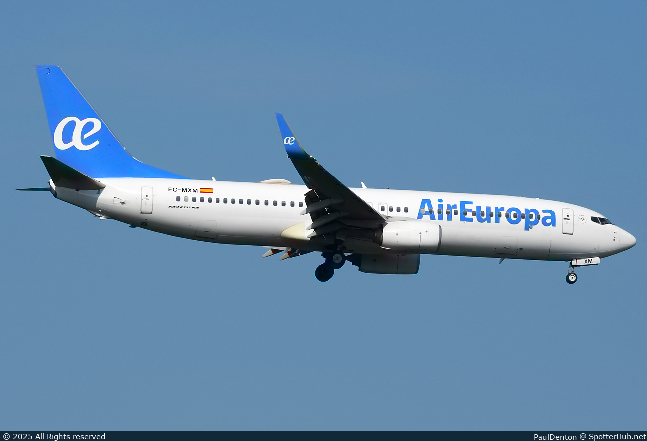 Photo of EC-MXM - Boeing 737-85P operated by Air Europa