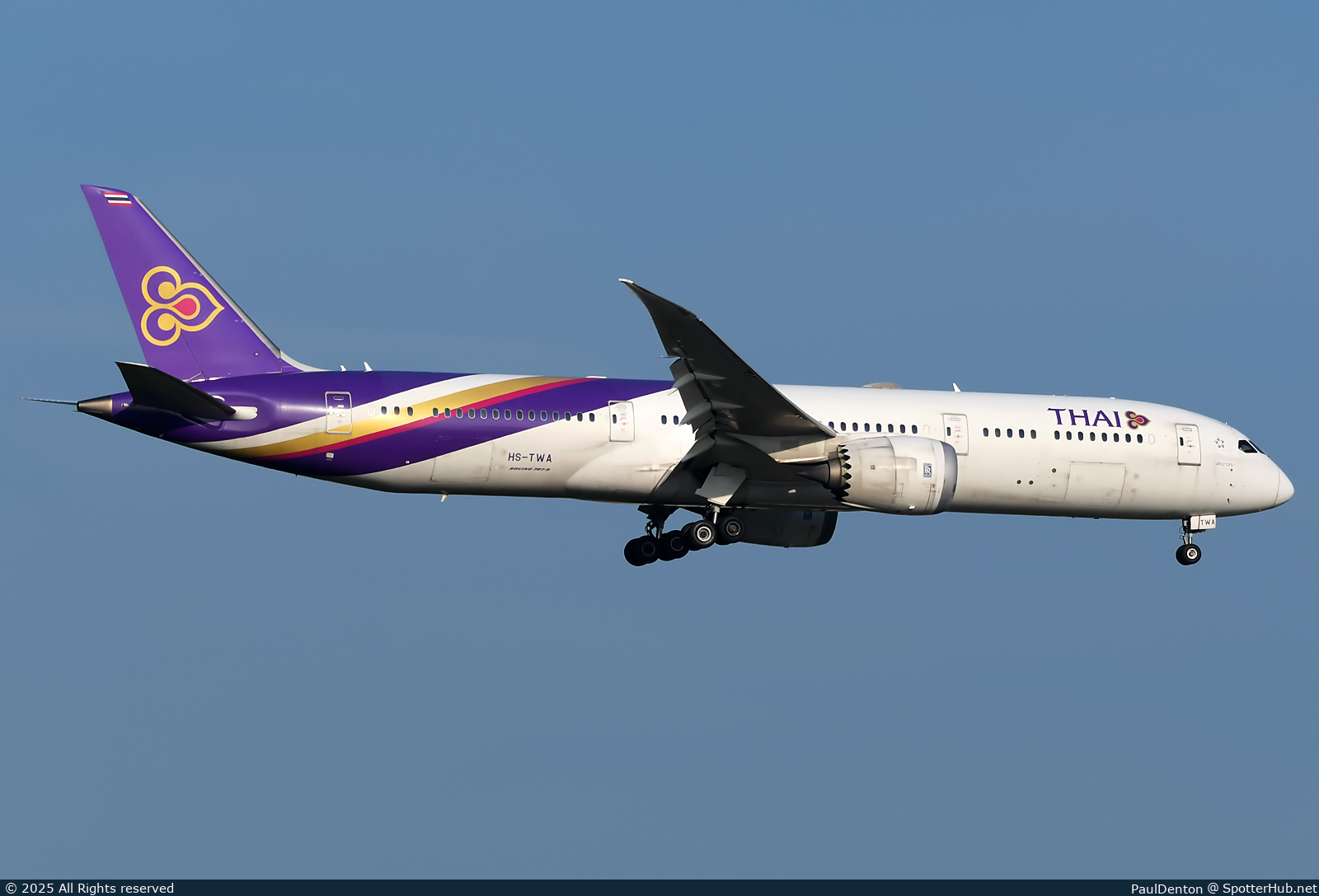 Photo of HS-TWA - Boeing 787-9 Dreamliner operated by Thai Airways International