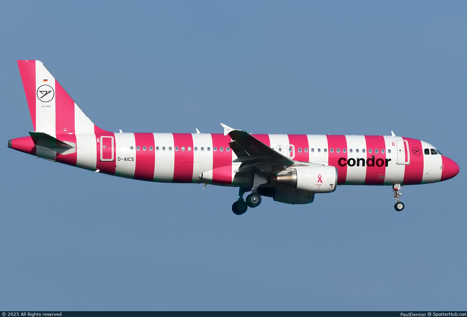 Photo of D-AICS - Airbus A320-214 operated by Condor