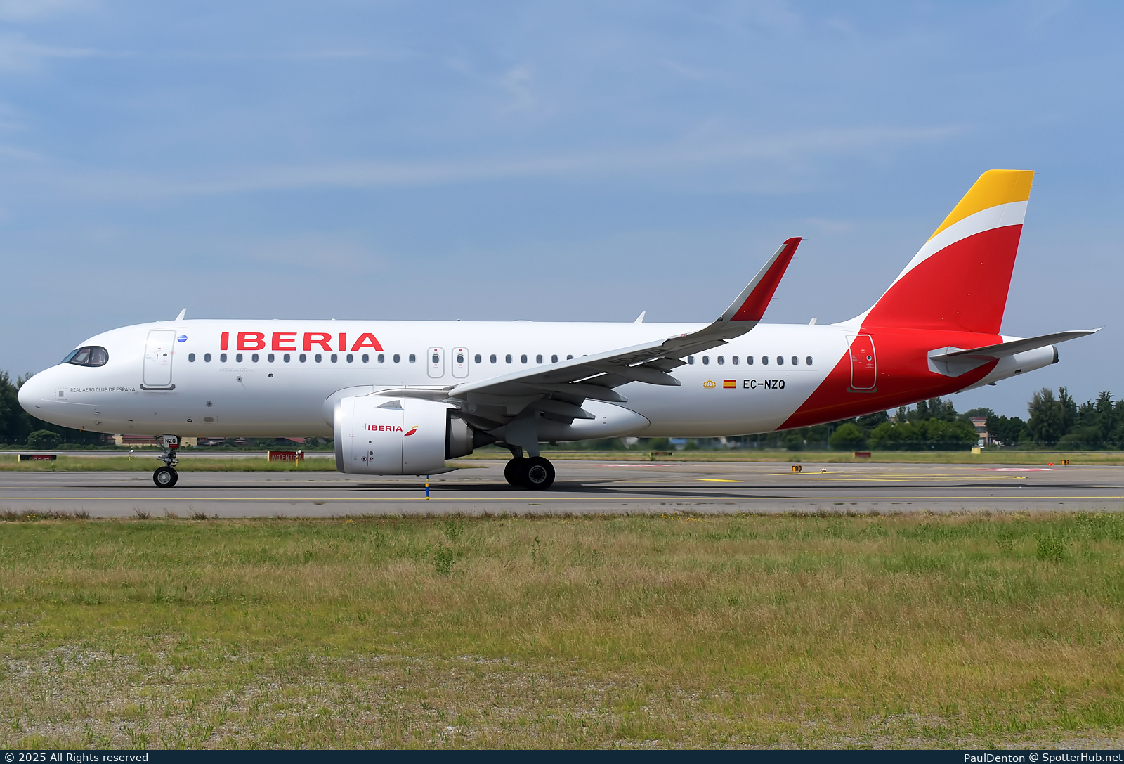 Photo of EC-NZQ - Airbus A320-251N operated by Iberia