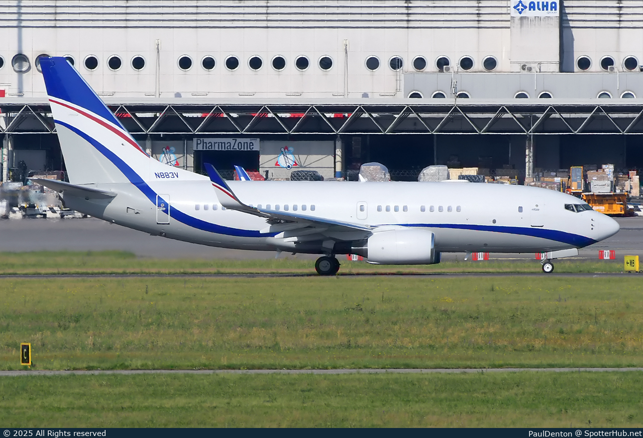 Photo of N883V - Boeing 737-75G(BBJ) operated by Innovation First International