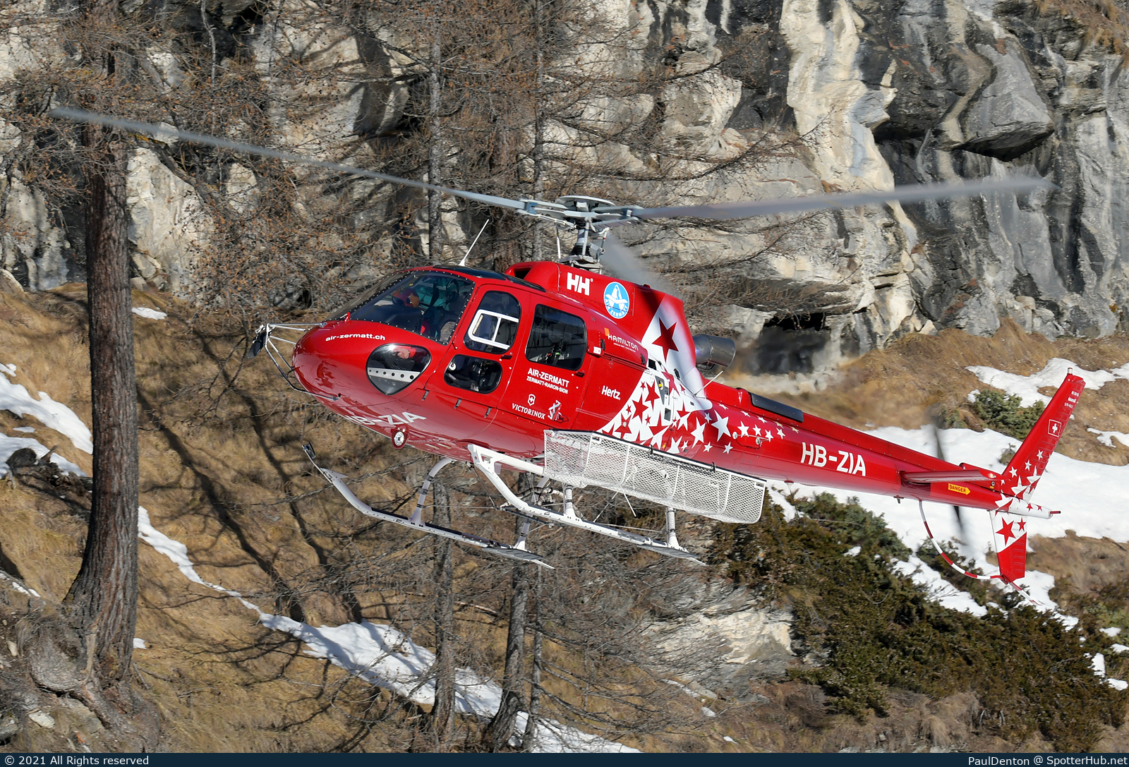Photo of HB-ZIA - Aérospatiale AS350B3 Écureuil at Heliport