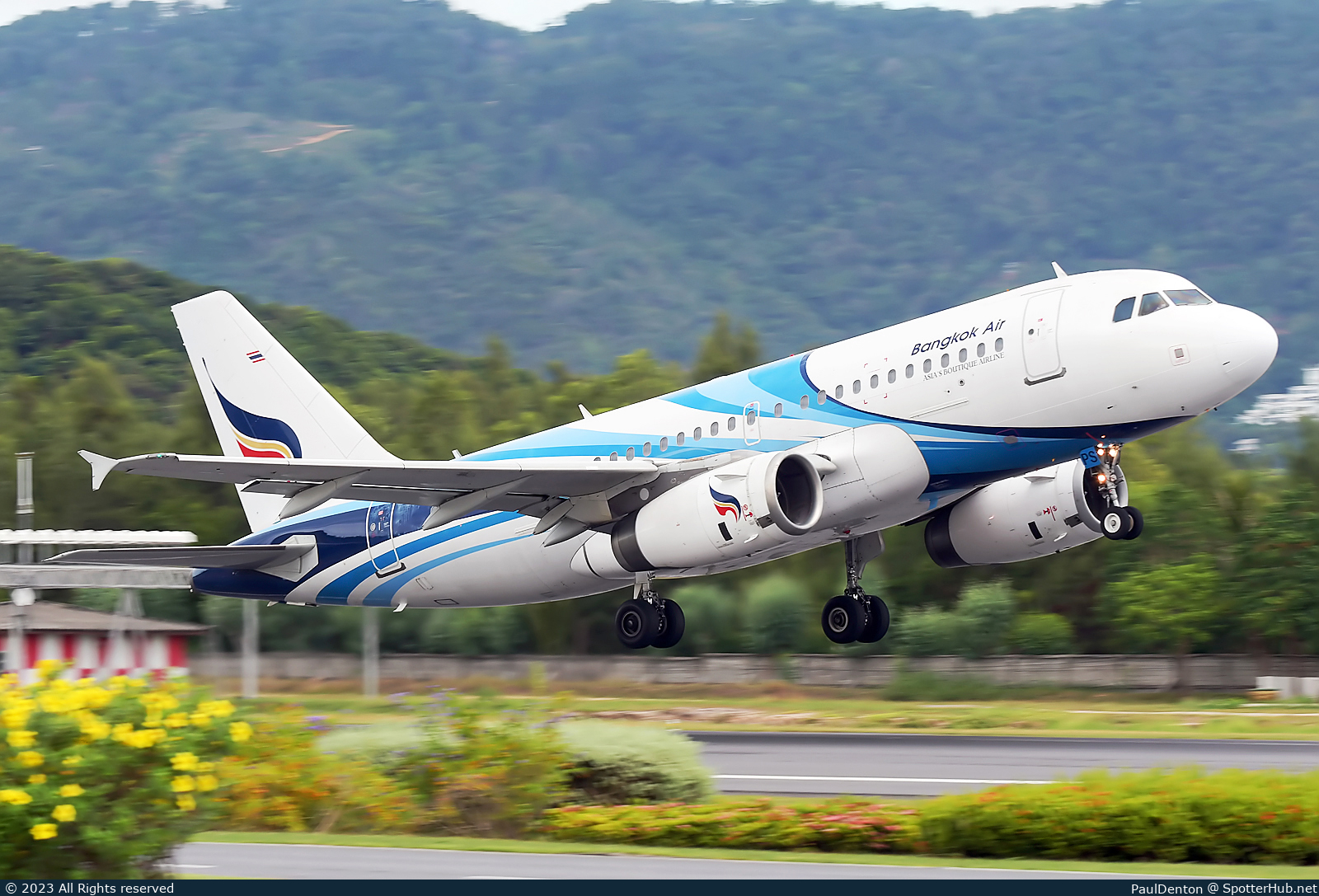Photo of HS-PPS - Airbus A319-132 at International