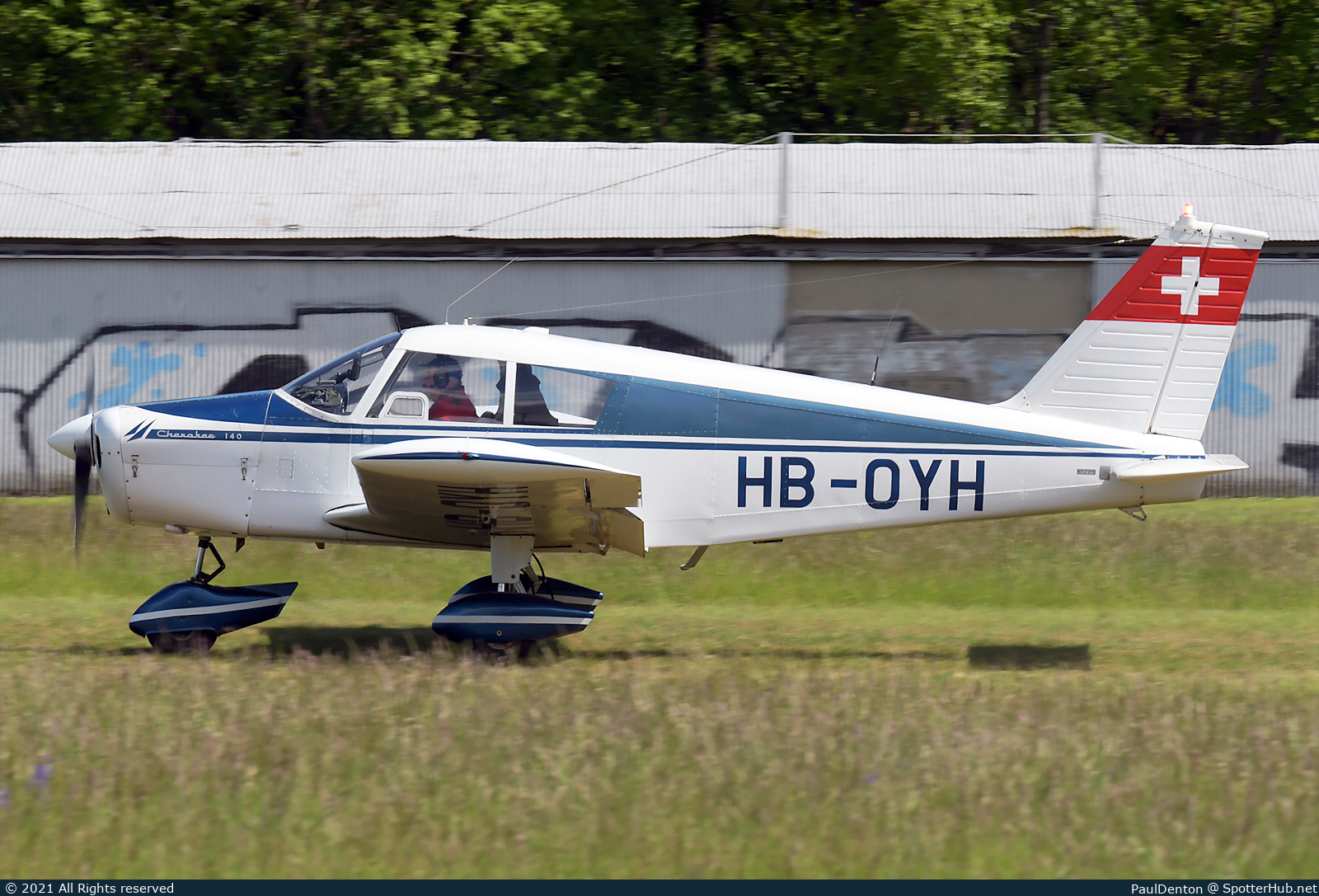 Photo of HB-OYH - Piper PA-28-140 Cherokee operated by Private