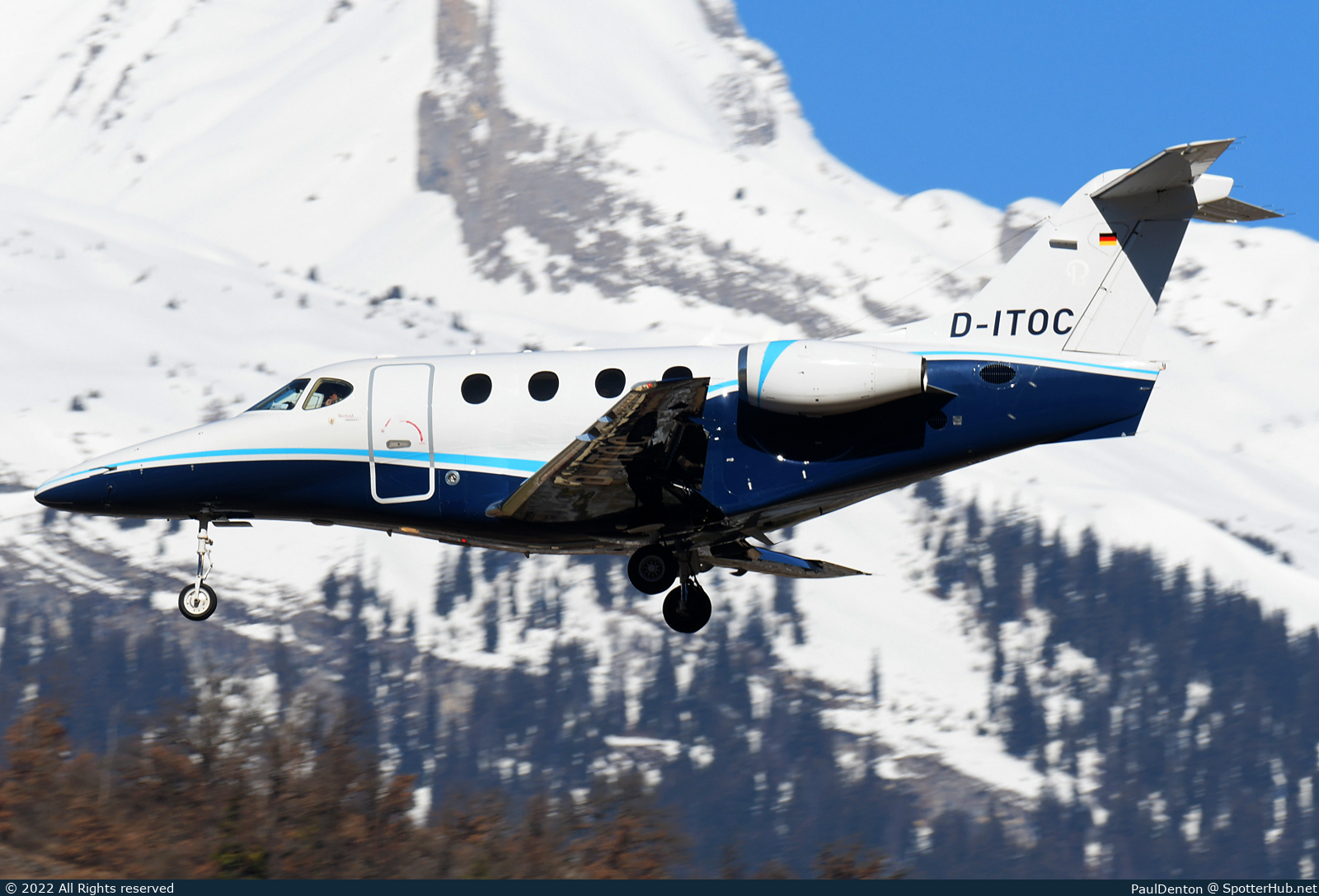 Photo of D-ITOC - Hawker Beechcraft 390 Premier IA operated by EXXAero International