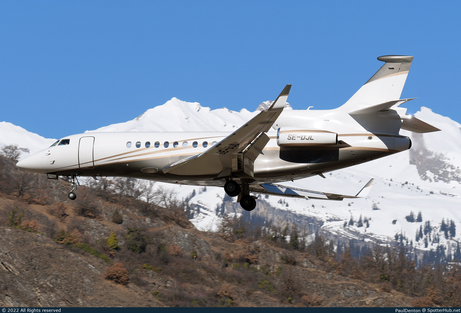 Photo of SE-DJL - Dassault Falcon 7X operated by Svenskt Industriflyg