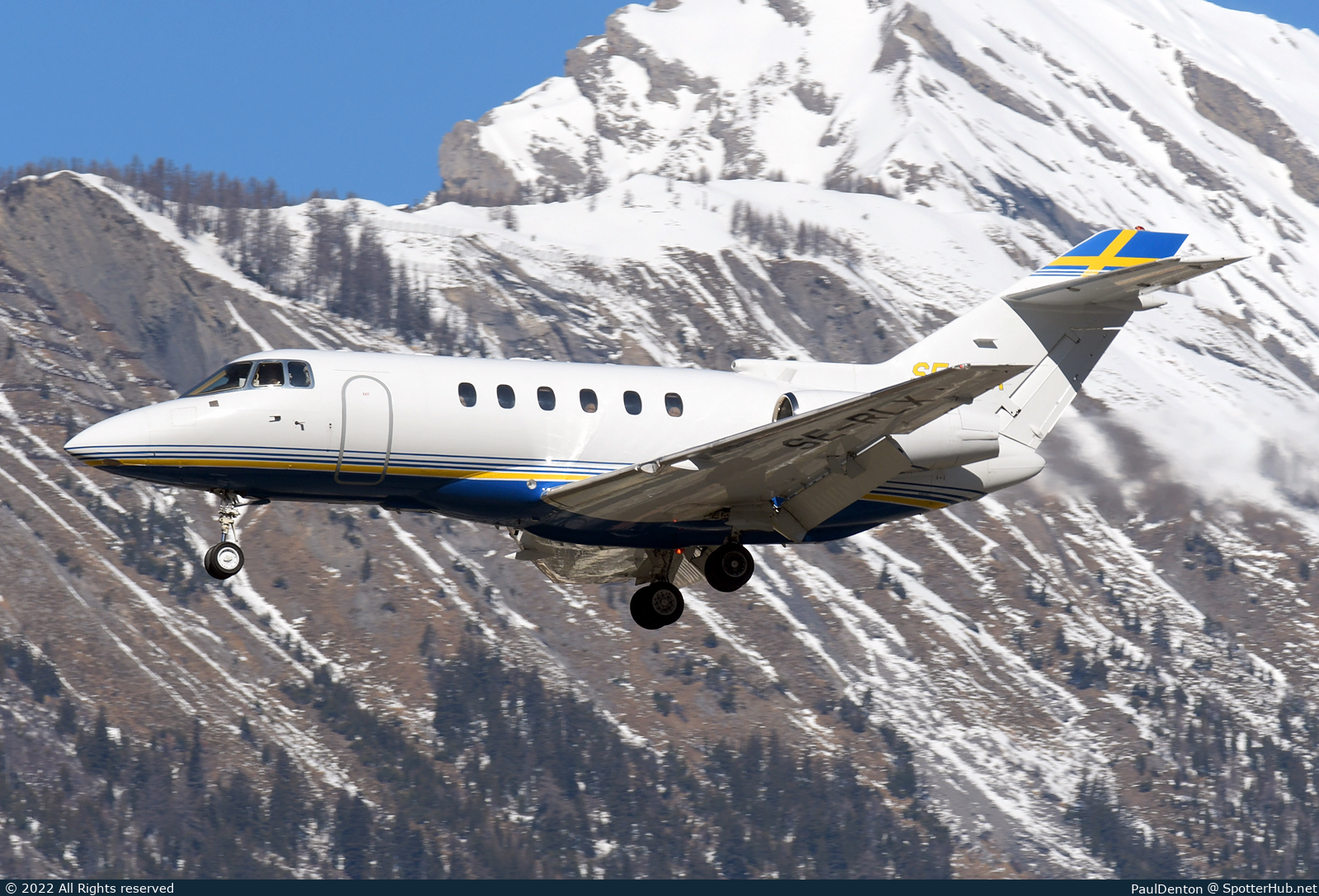 Photo of SE-RLX - Hawker Beechcraft 800XP operated by Grafair Flight Management