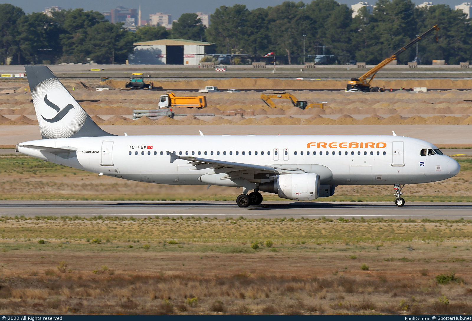 Photo of TC-FBV - Airbus A320-214 operated by Freebird Airlines
