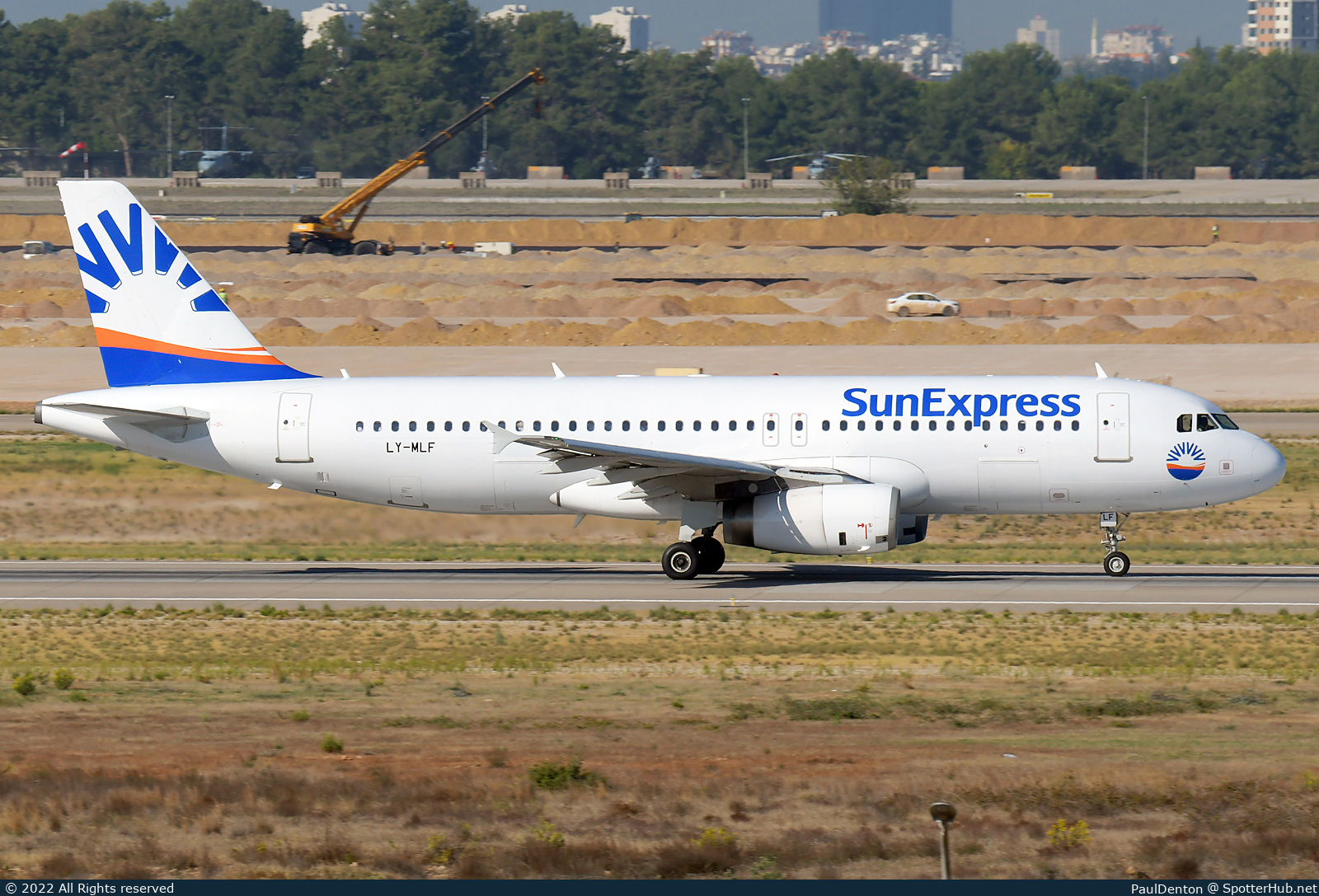 Photo of LY-MLF - Airbus A320-232 operated by SunExpress (opb Avion Express)