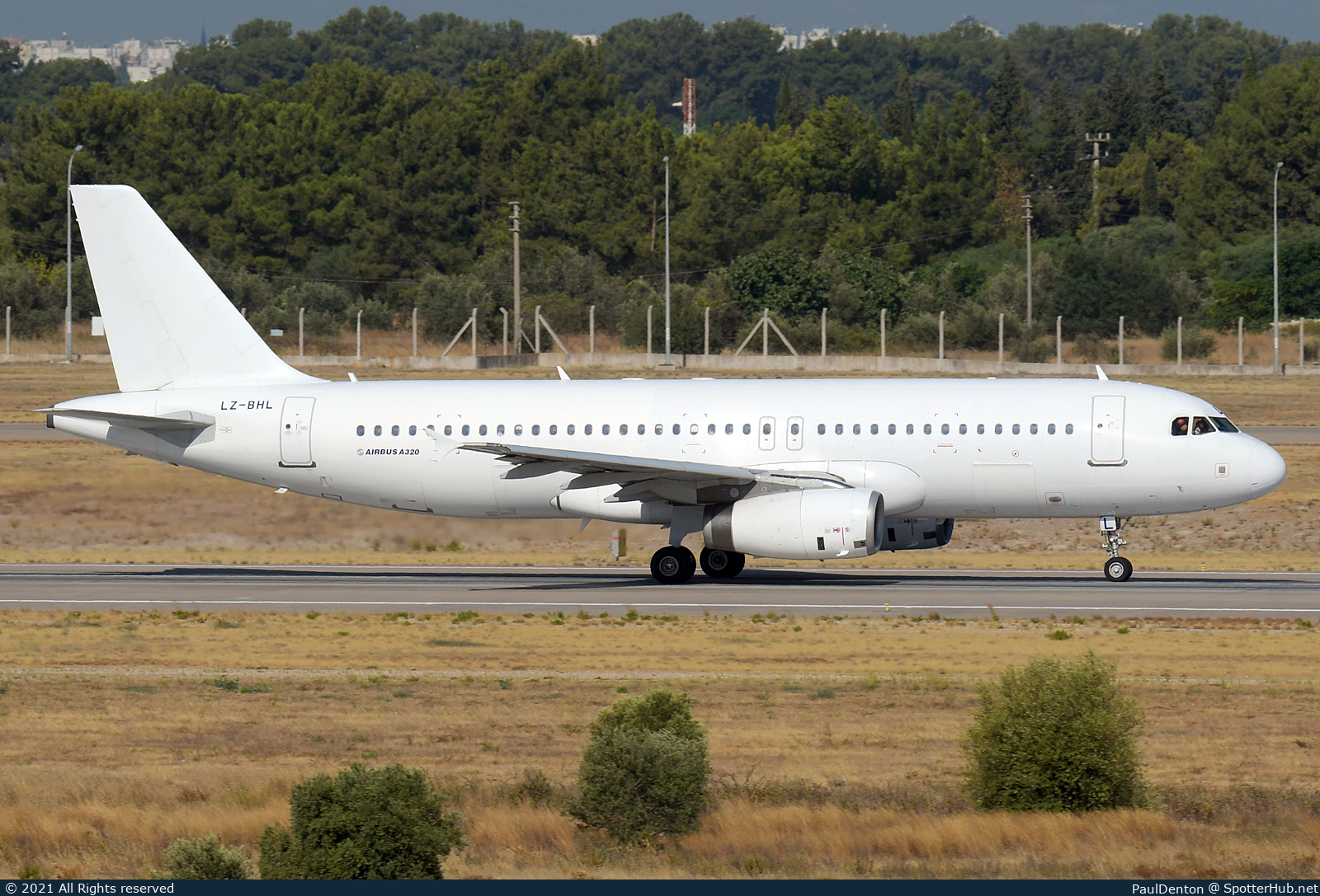 Photo of LZ-BHL - Airbus A320-232 operated by BH Air