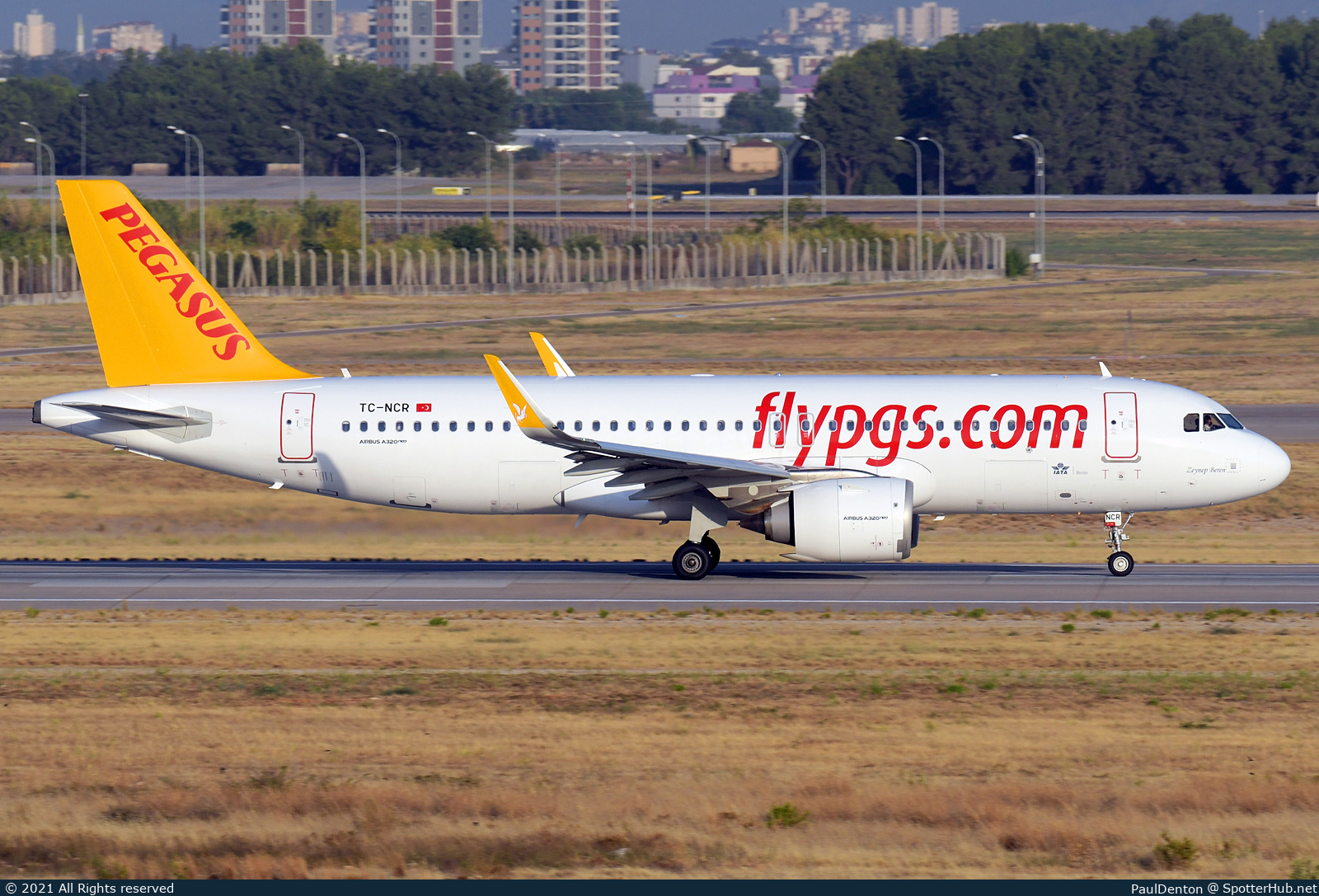 Photo of TC-NCR - Airbus A320-251N operated by Pegasus Airlines