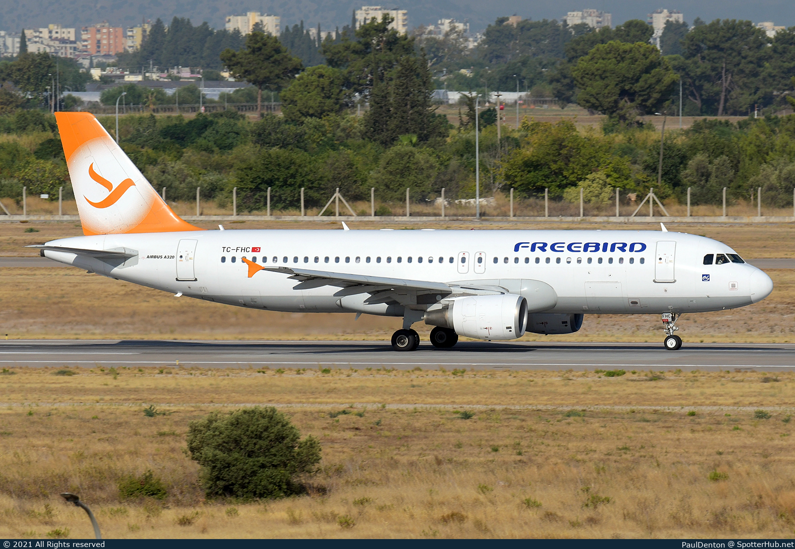 Photo of TC-FHC - Airbus A320-214 operated by Freebird Airlines