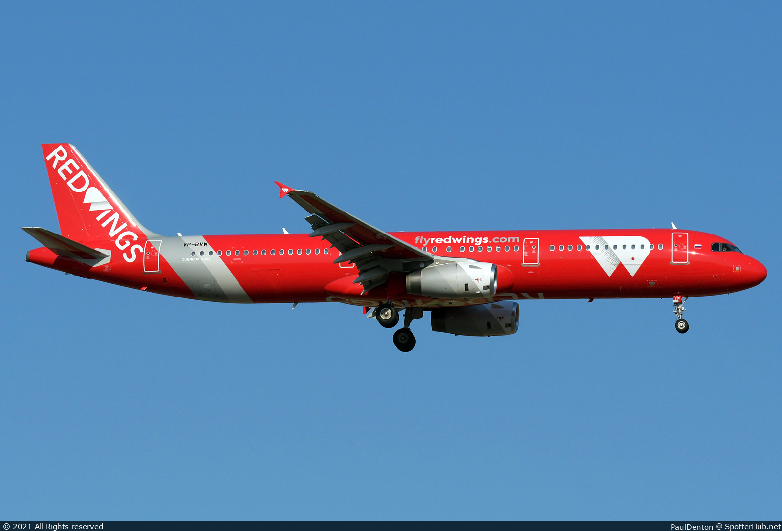 Photo of VP-BVW - Airbus A321-231 operated by Red Wings