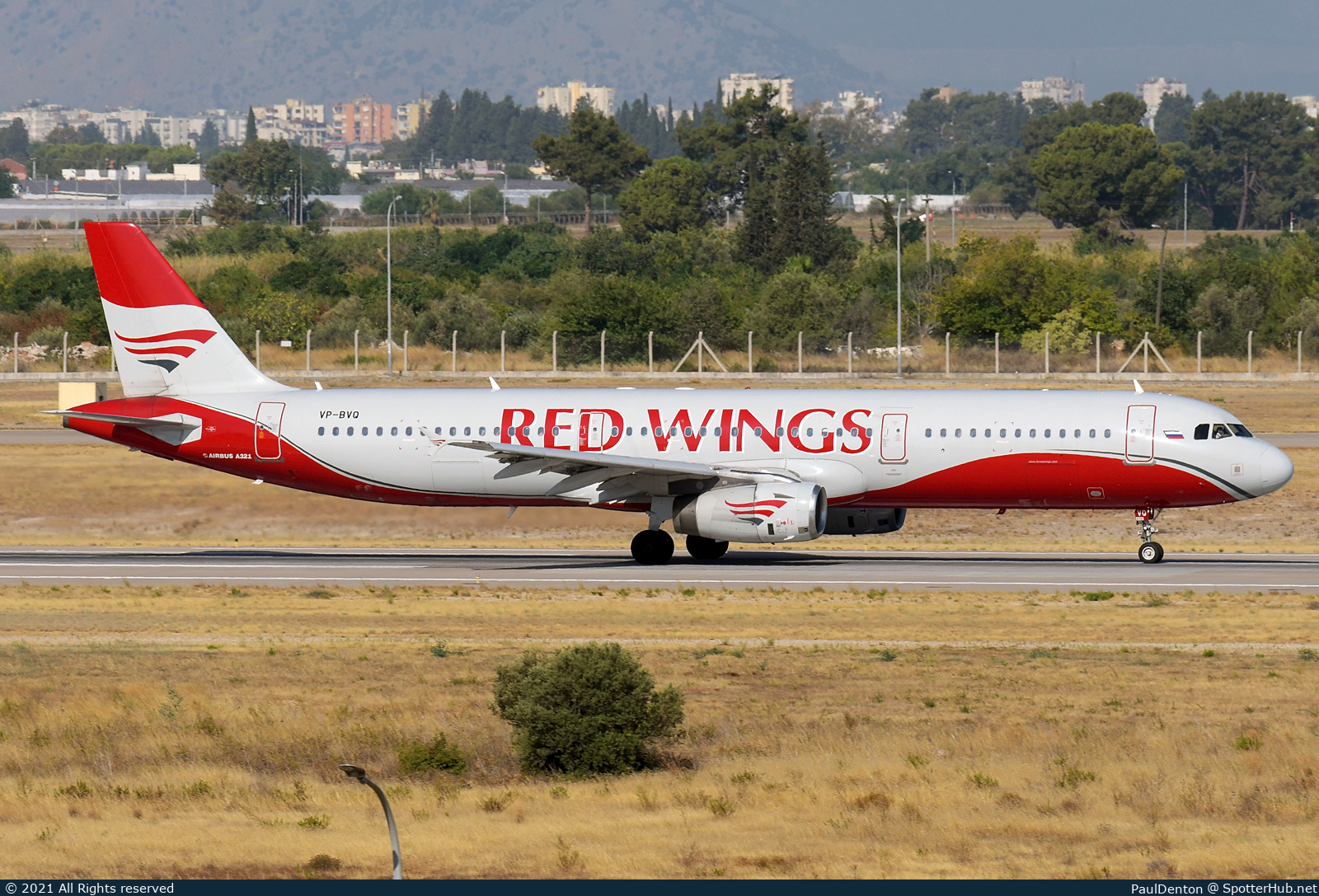 Photo of VP-BVQ - Airbus A321-231 operated by Red Wings