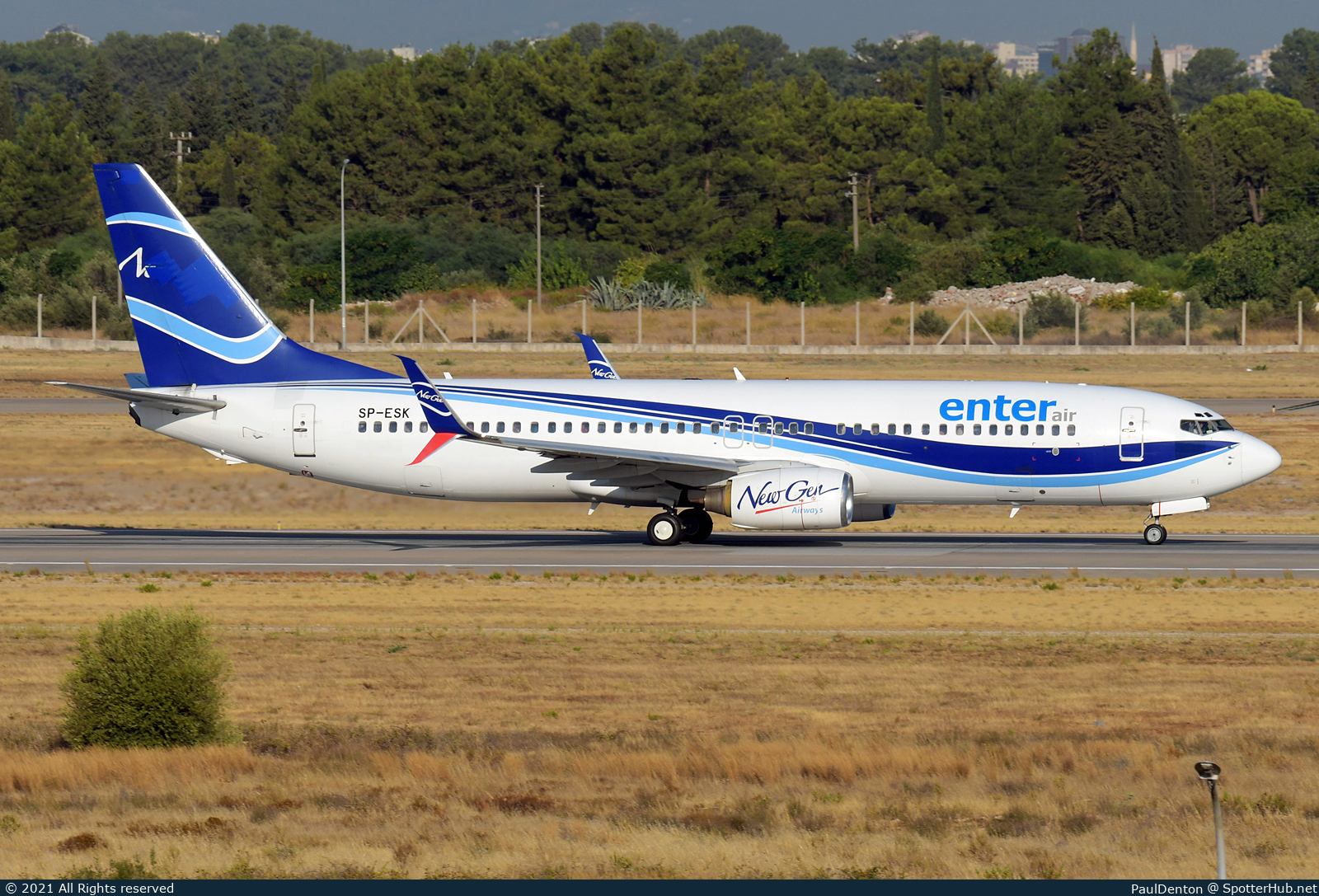 Photo of SP-ESK - Boeing 737-8Q8 operated by Enter Air