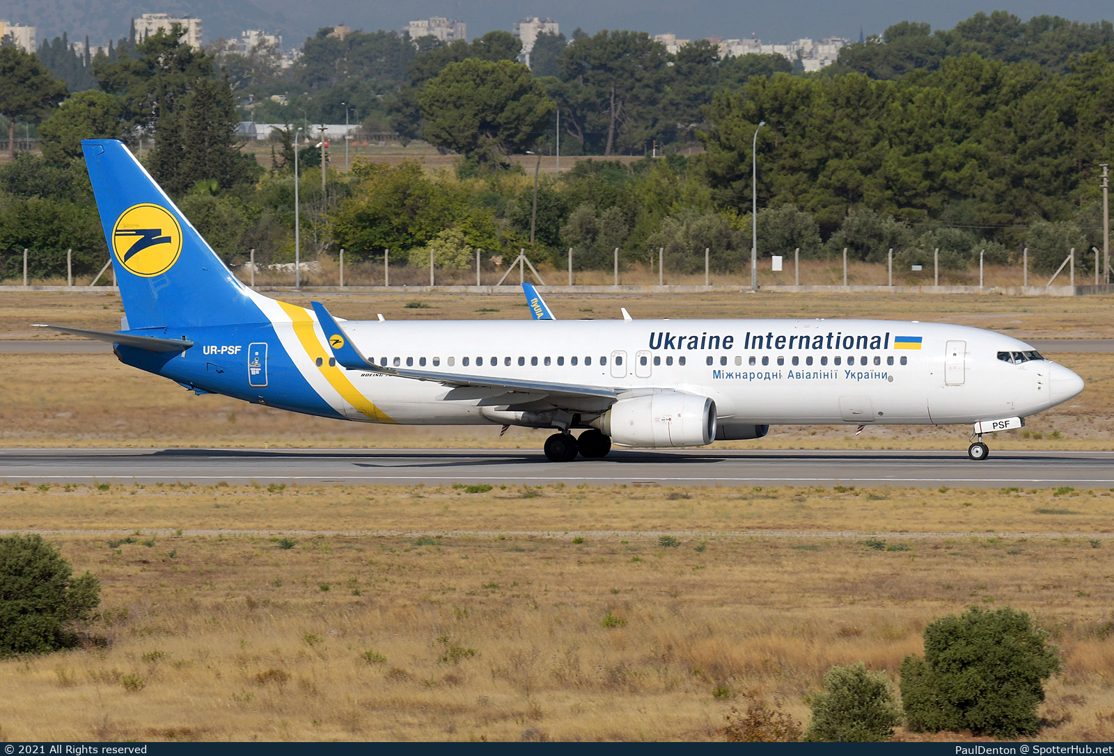 Photo of UR-PSF - Boeing 737-84R operated by Ukraine International Airlines