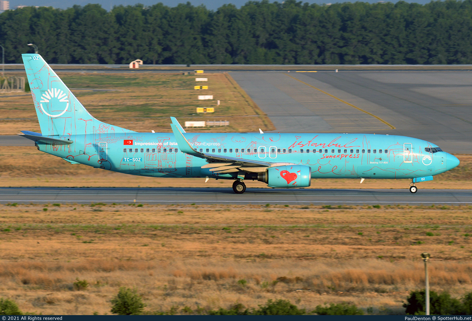 Photo of TC-SOZ - Boeing 737-8HX operated by SunExpress