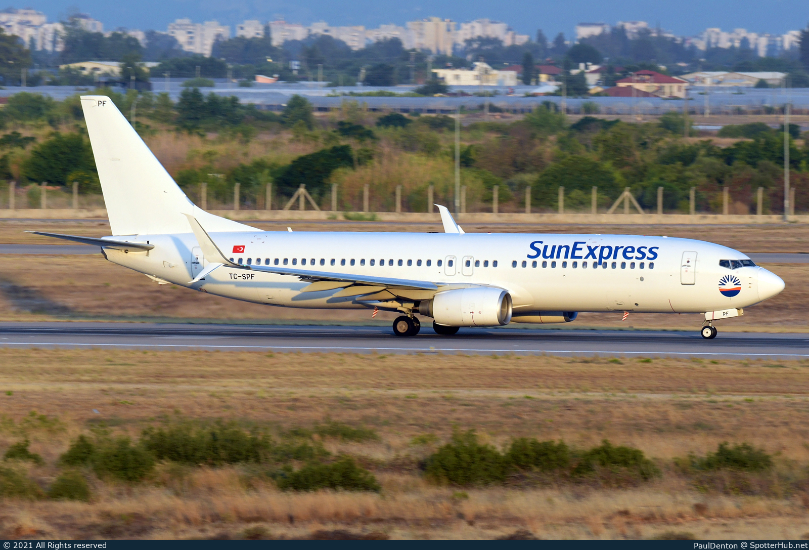 Photo of TC-SPF - Boeing 737-8K5 operated by SunExpress