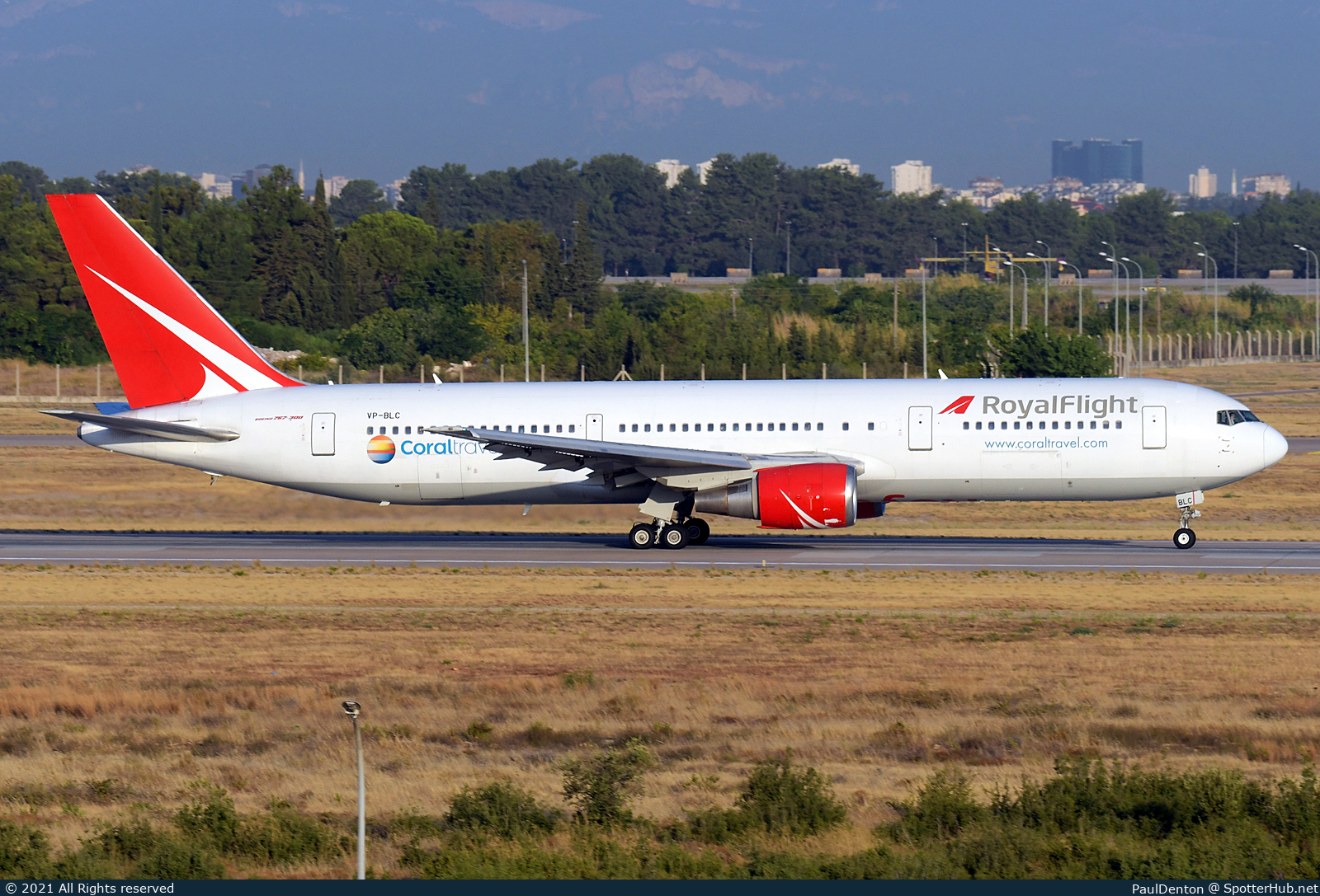 Photo of VP-BLC - Boeing 767-3Q8(ER) operated by Royal Flight