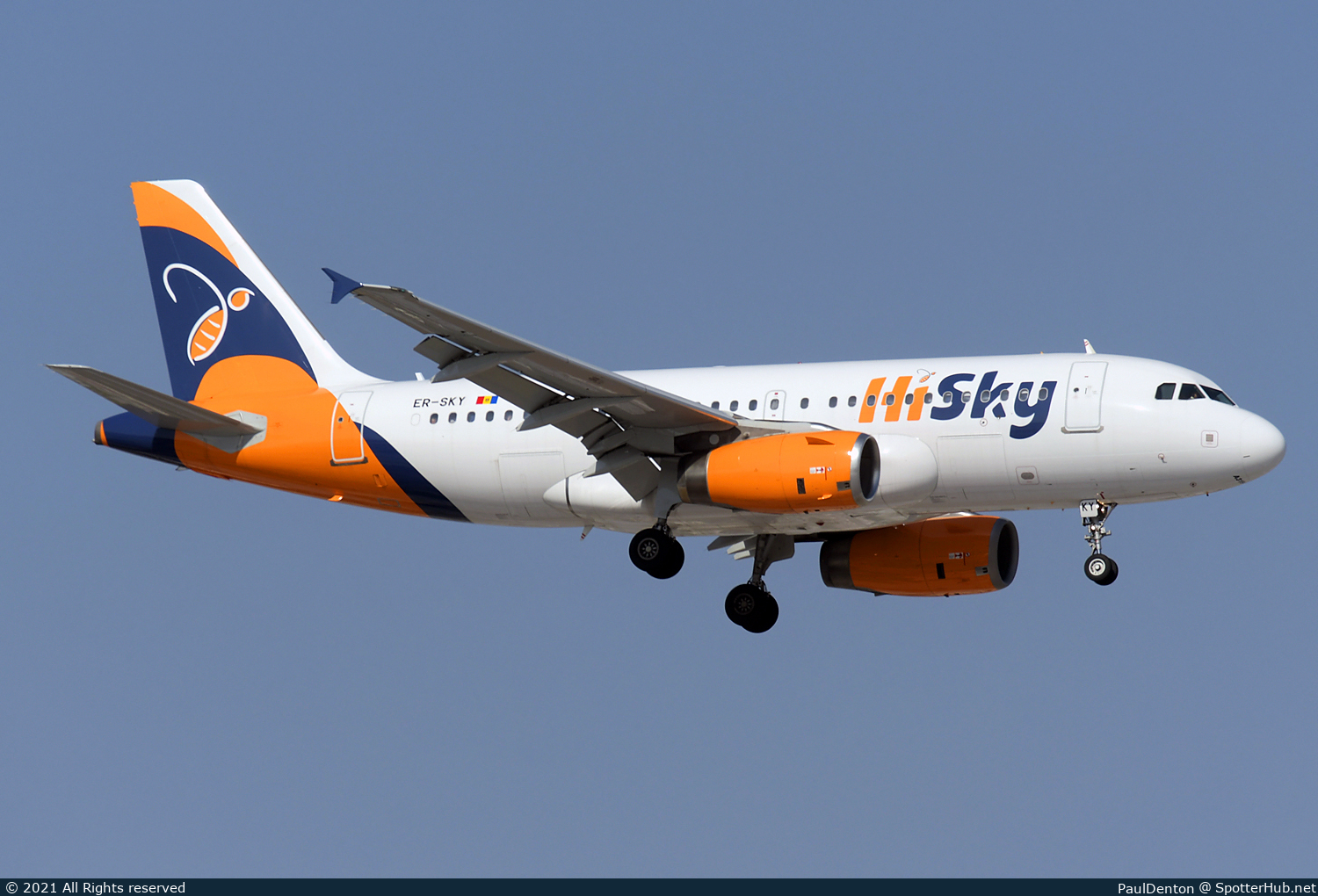 Photo of ER-SKY - Airbus A319-131 operated by HiSky