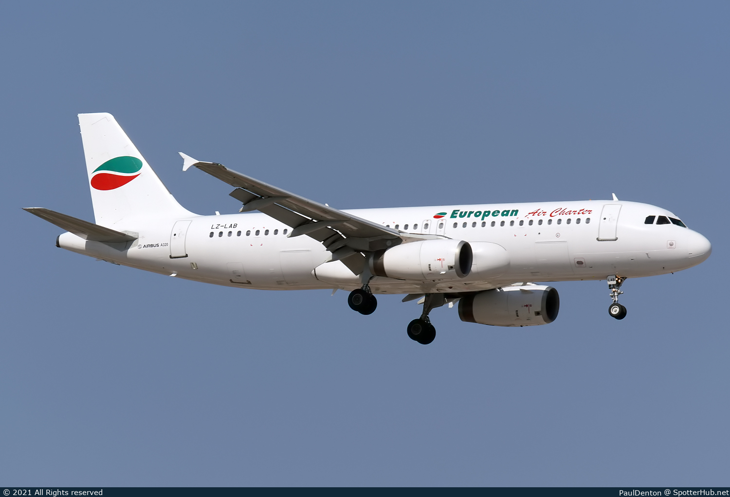 Photo of LZ-LAB - Airbus A320-231 operated by European Air Charter