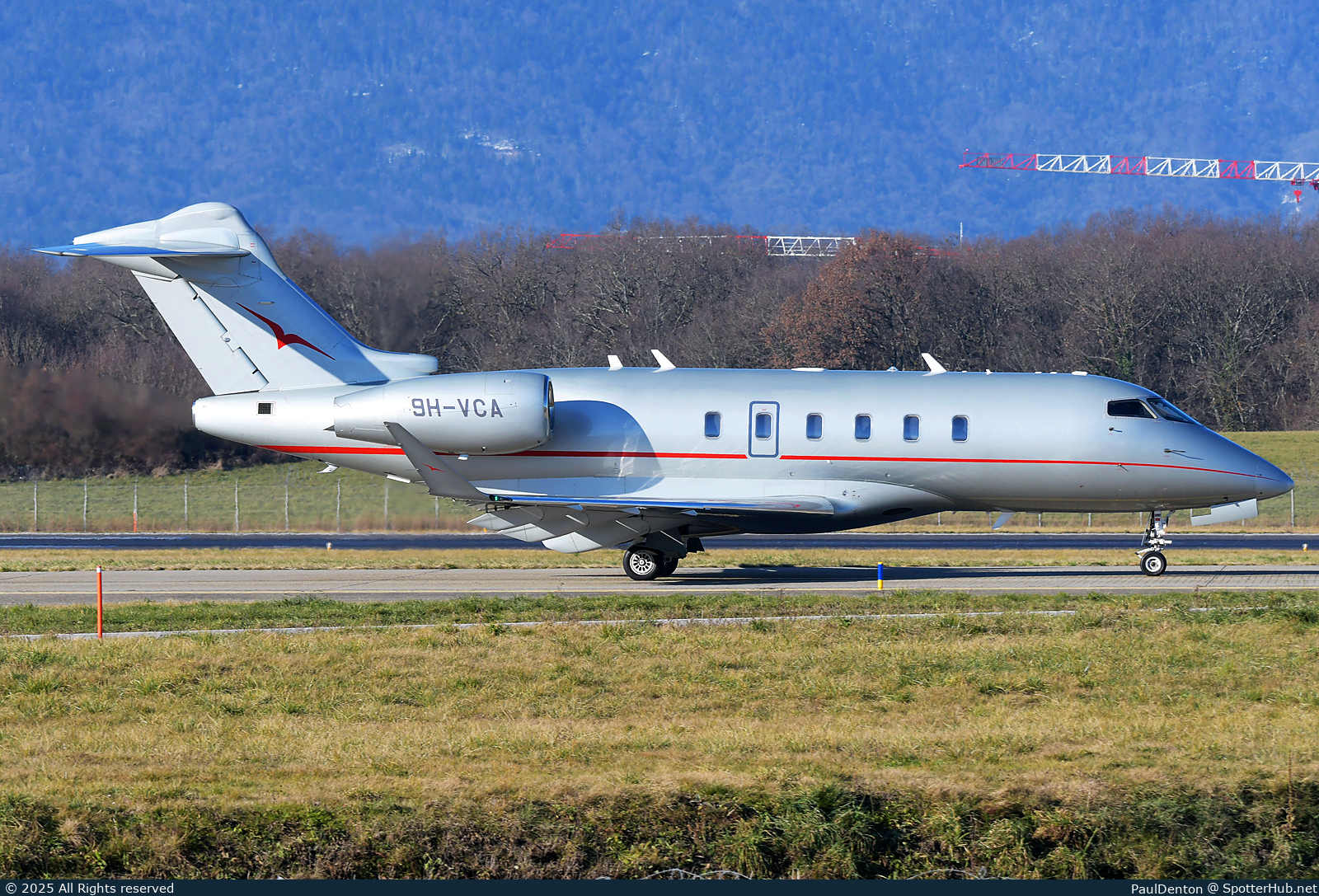 Photo of 9H-VCA - Bombardier Challenger 350 operated by VistaJet