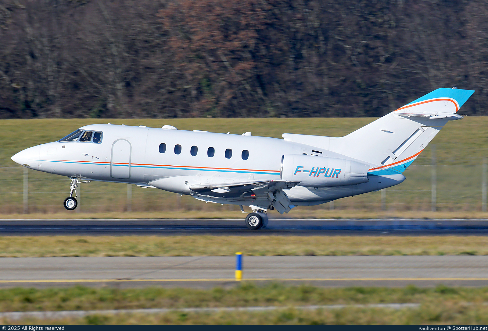 Photo of F-HPUR - Hawker Beechcraft 800XP operated by Valljet