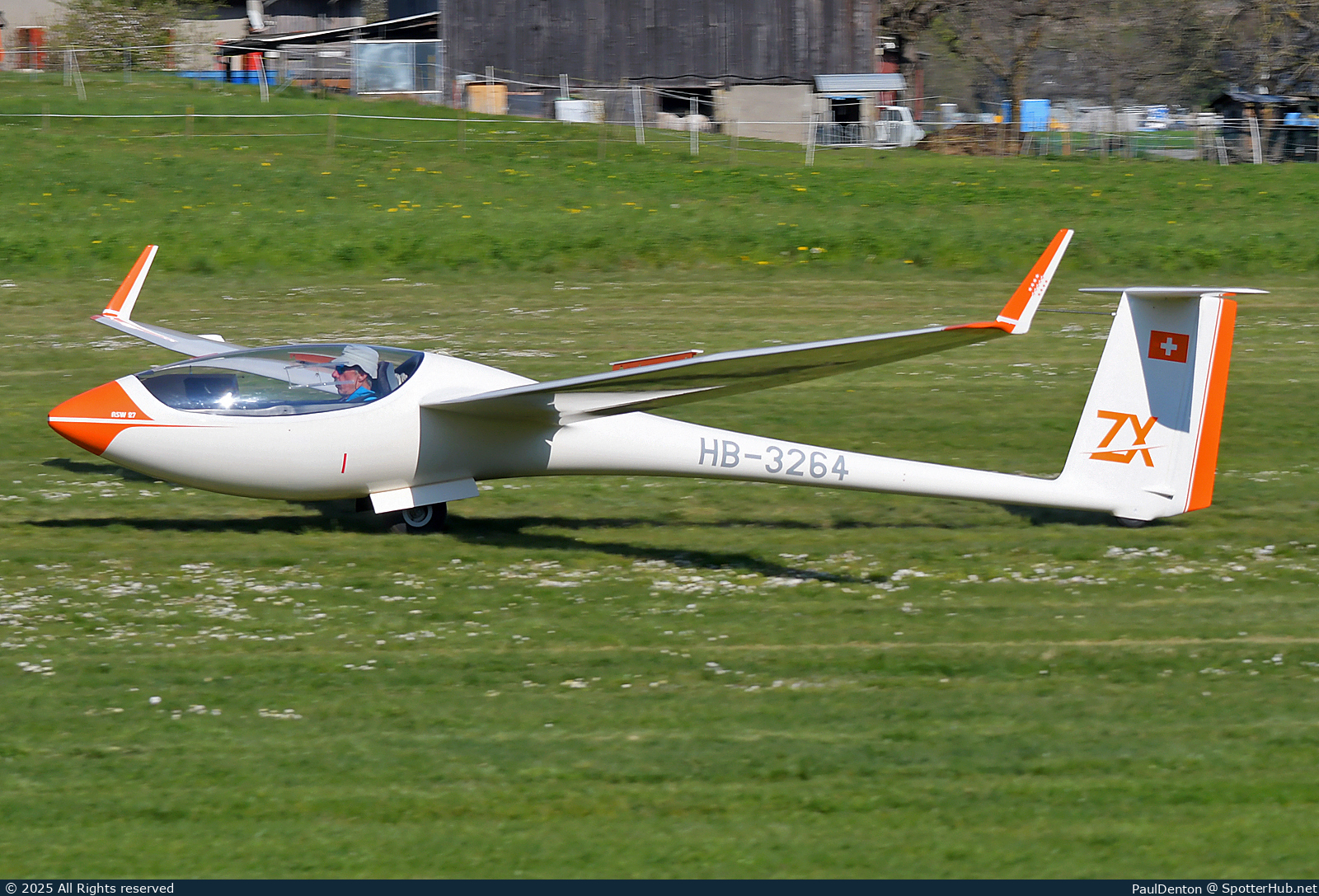 Photo of HB-3264 - Schleicher ASW 27 operated by Private