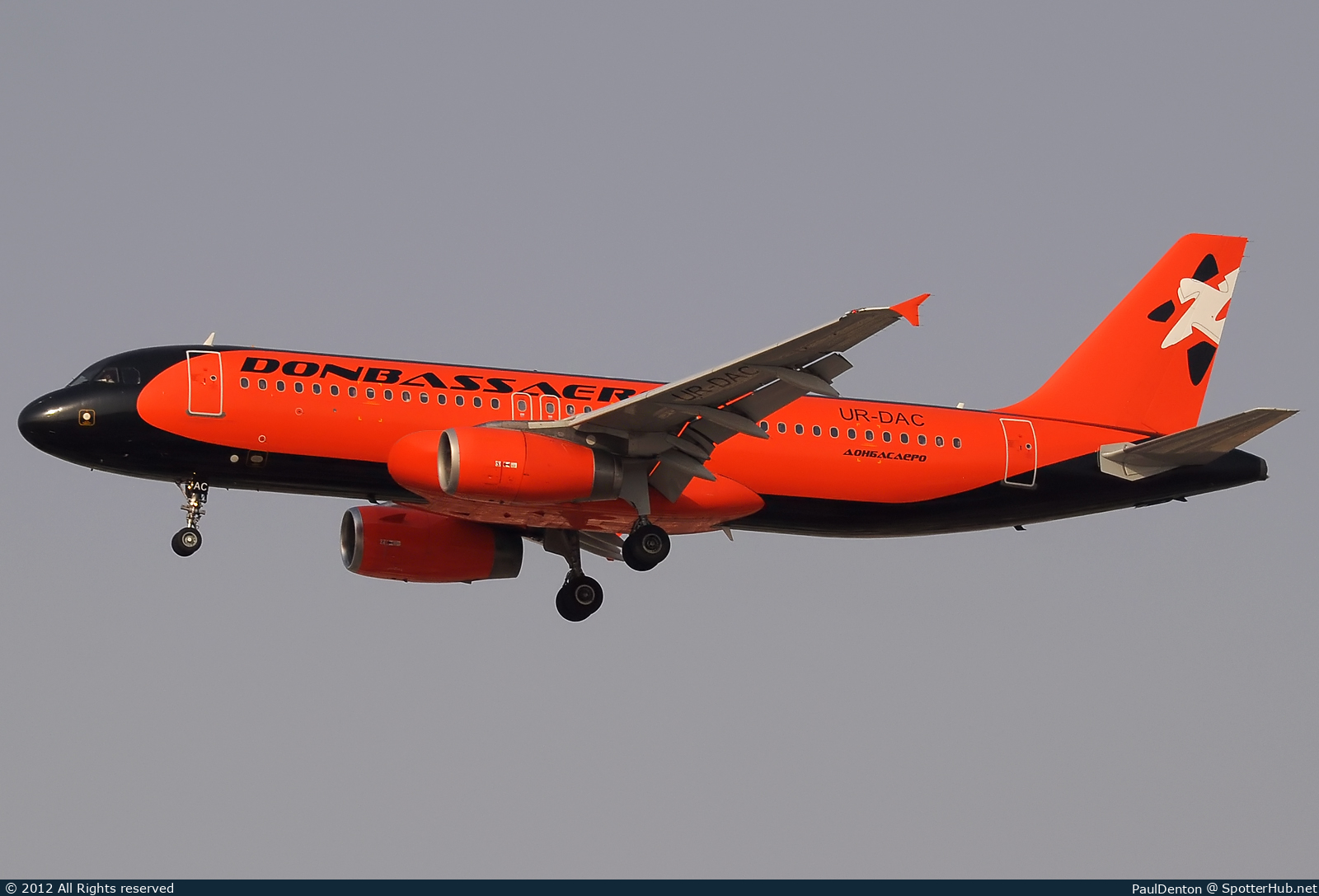 Photo of UR-DAC - Airbus A320-233 operated by Donbassaero
