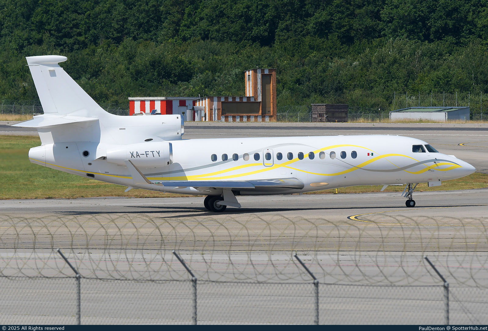 Photo of XA-FTY - Dassault Falcon 7X operated by Aerolíneas Ejecutivas