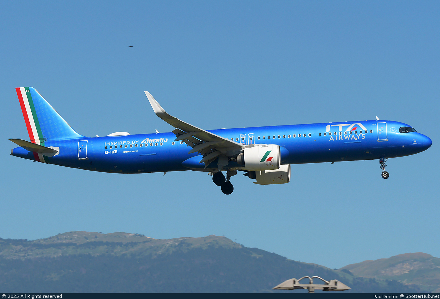 Photo of EI-HXB - Airbus A321-271NX operated by ITA Airways