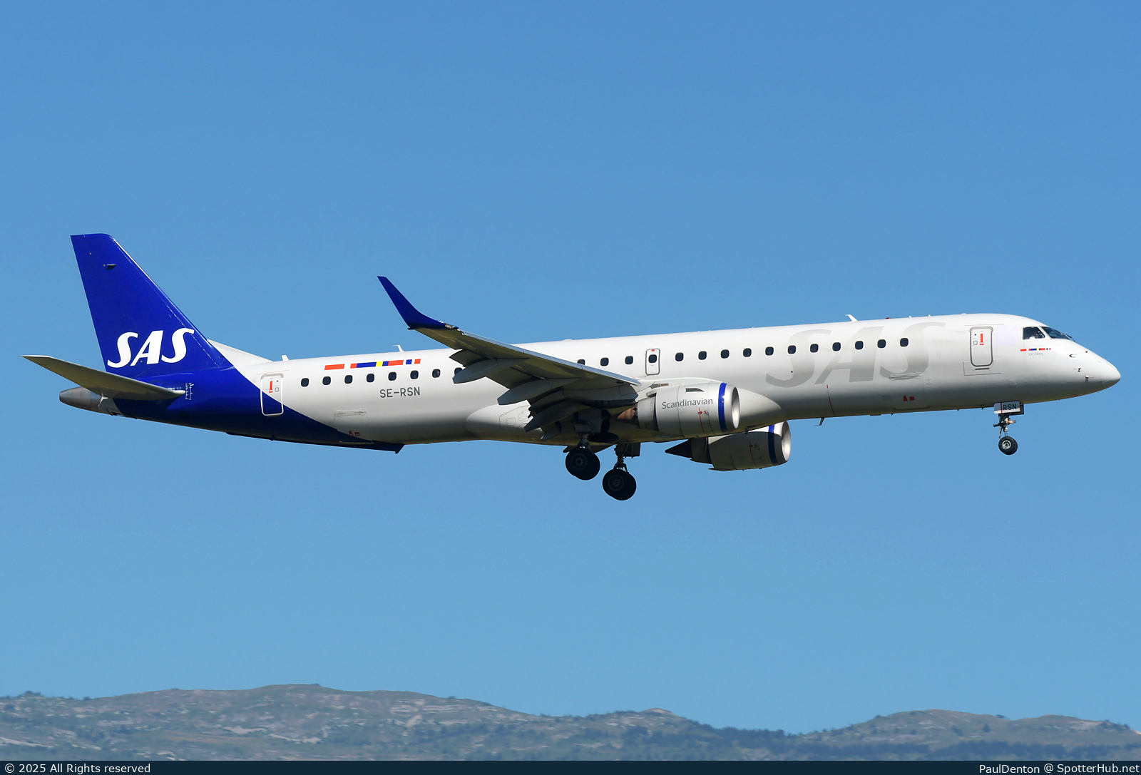 Photo of SE-RSN - Embraer ERJ-195LR operated by SAS Link