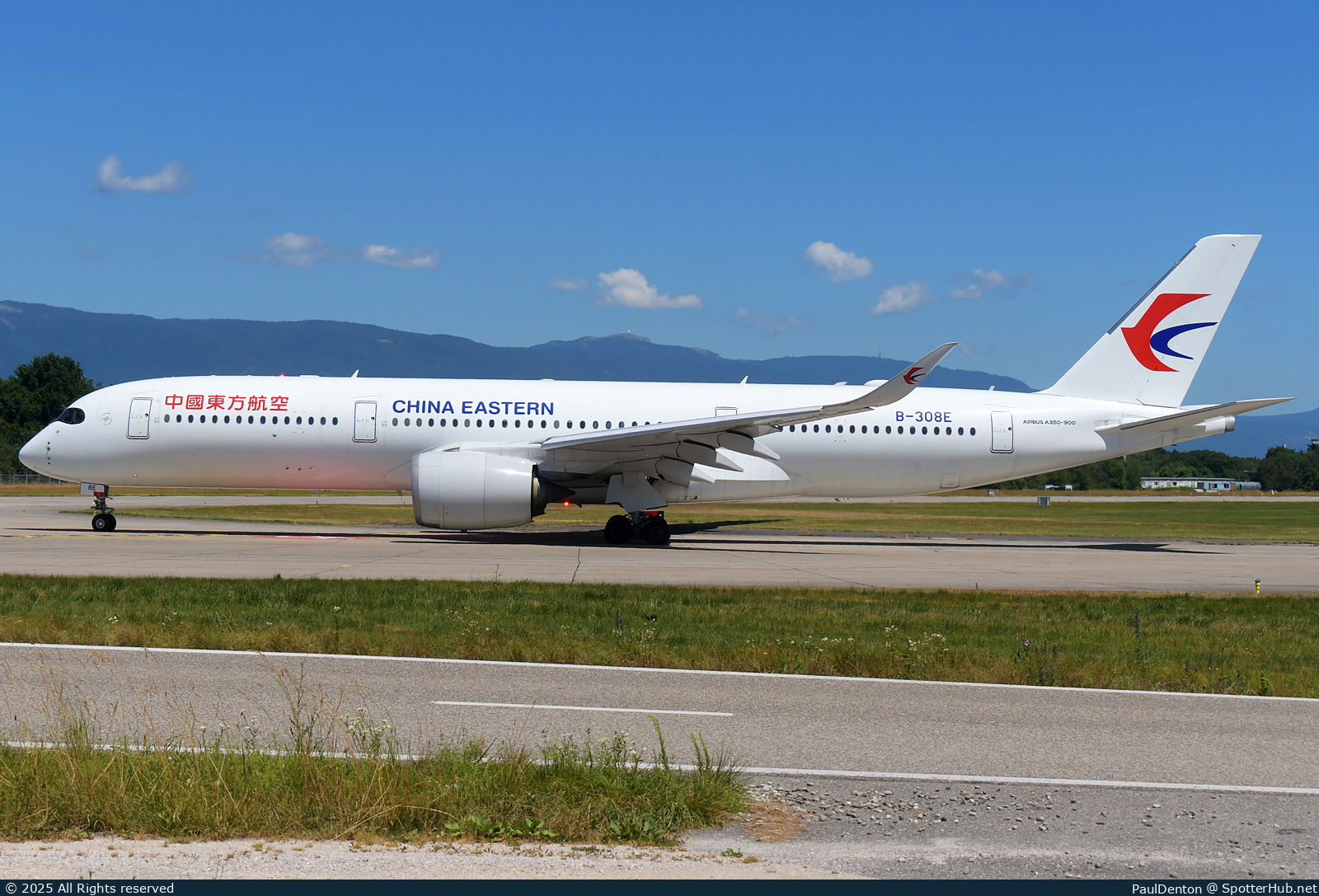 Photo of B-308E - Airbus A350-941 operated by China Eastern Airlines